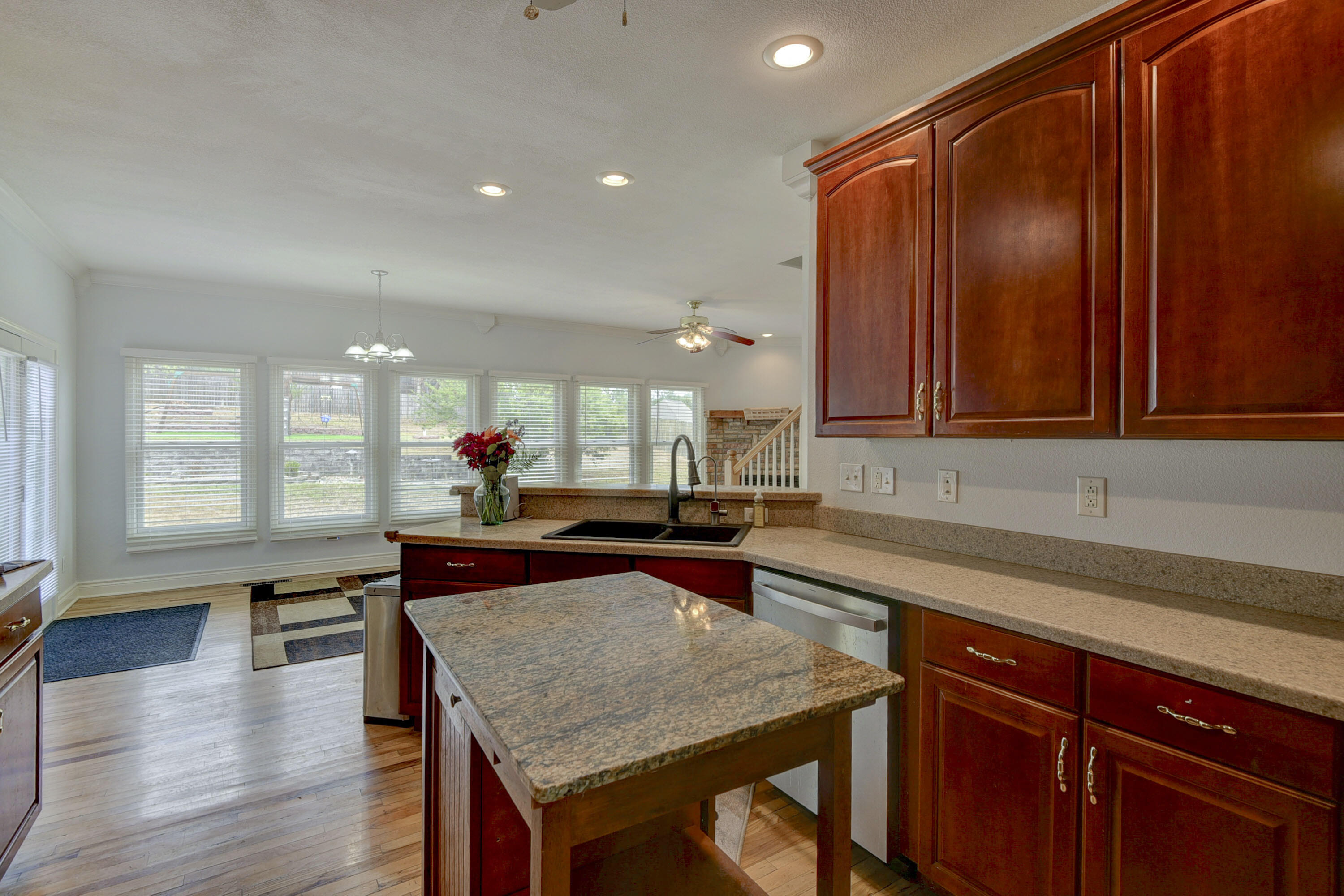 309 Summerwood Drive Property Photo 14
