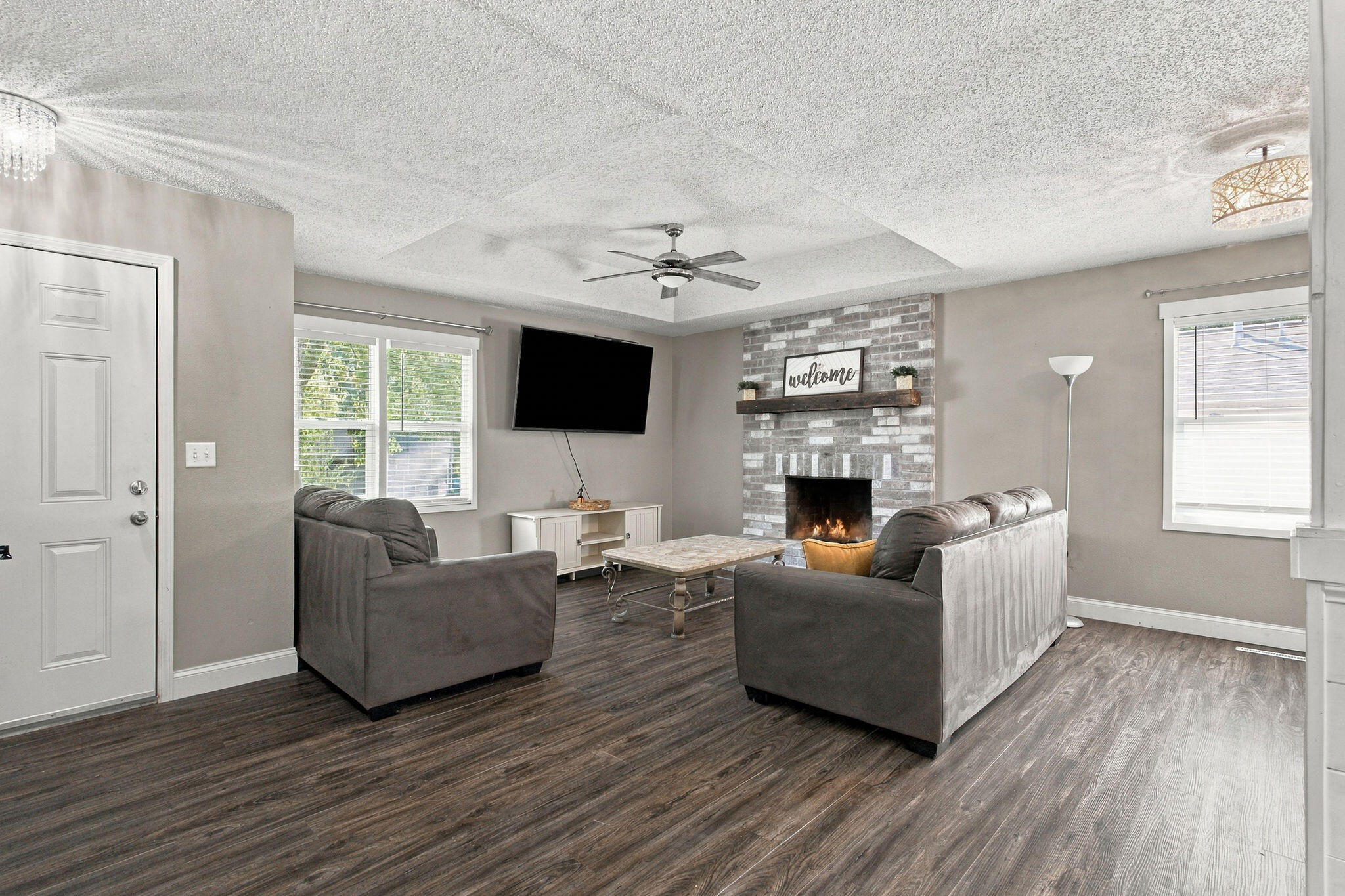 3423 West El Castile Street Property Photo 6