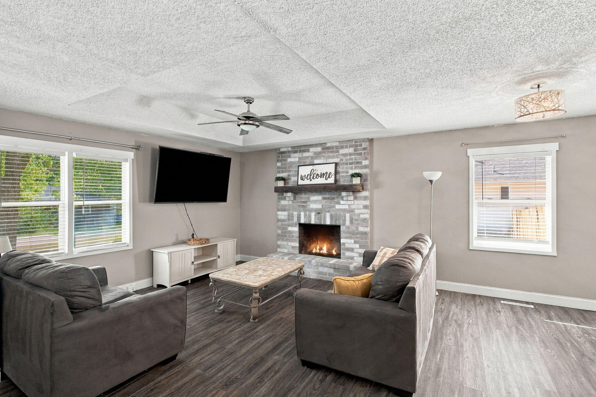3423 West El Castile Street Property Photo 7