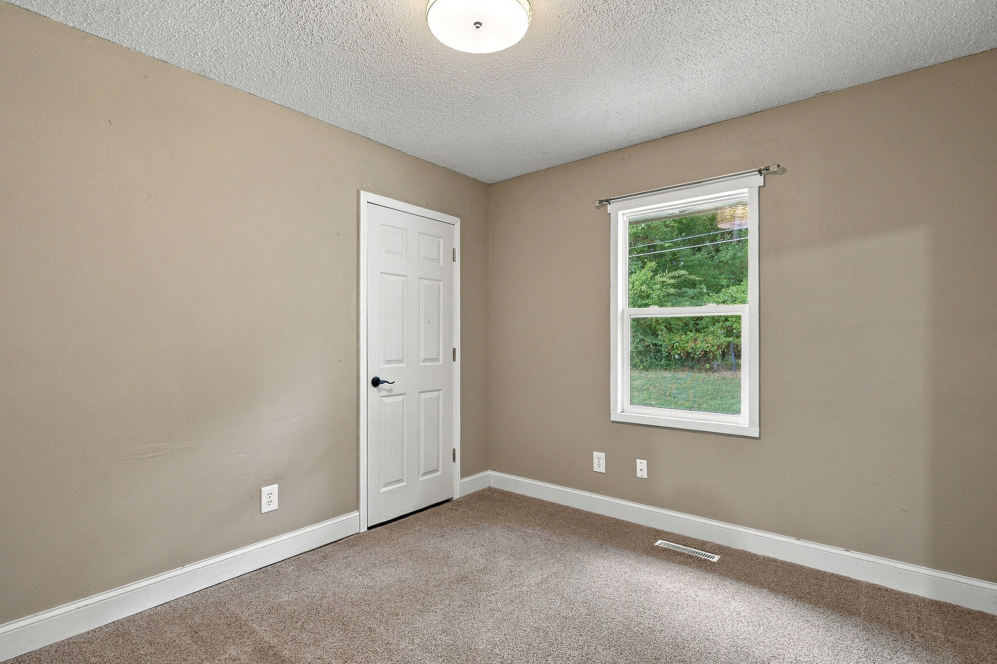 3423 West El Castile Street Property Photo 21
