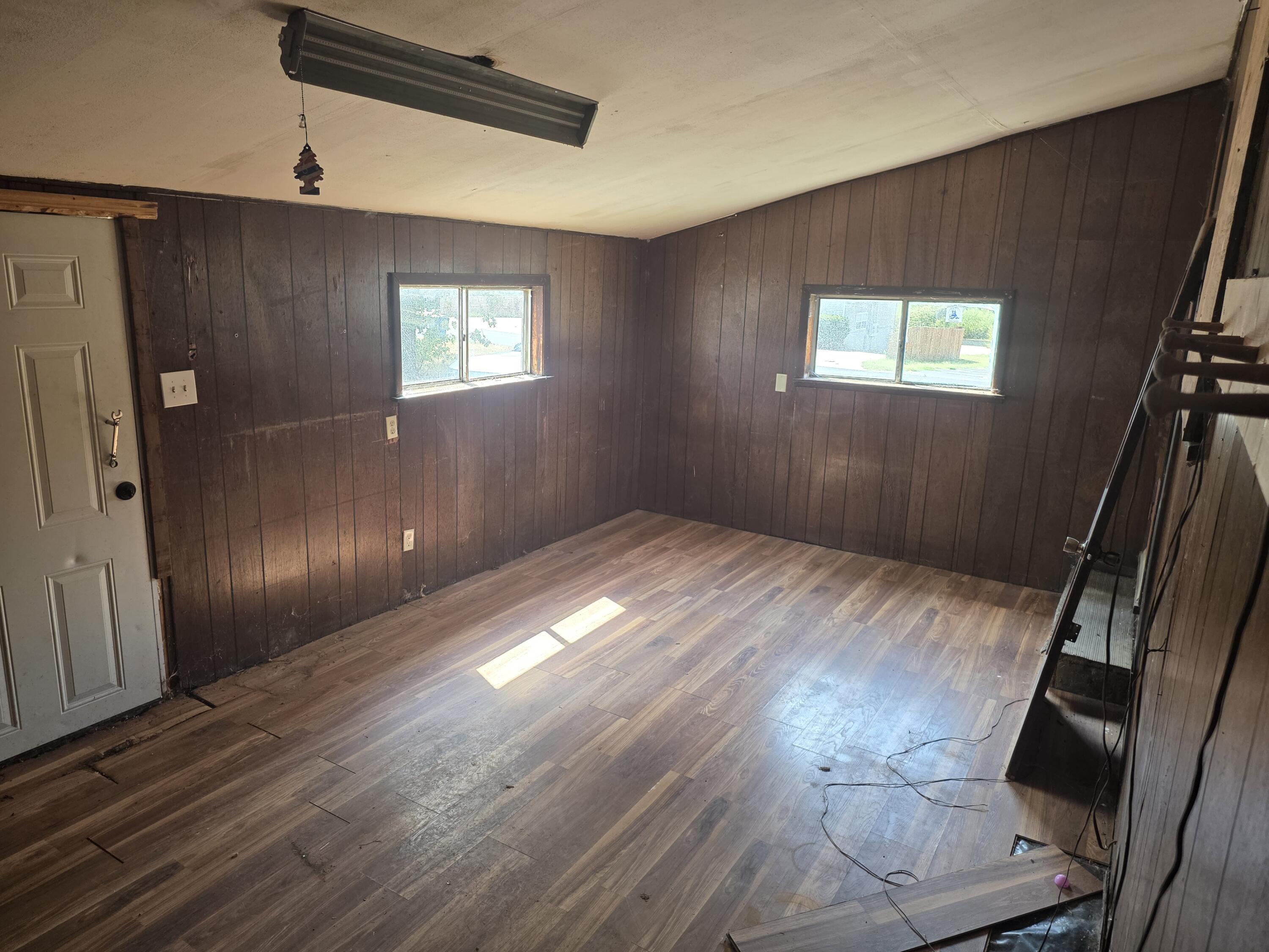 515 South Beverly Street Property Photo 4