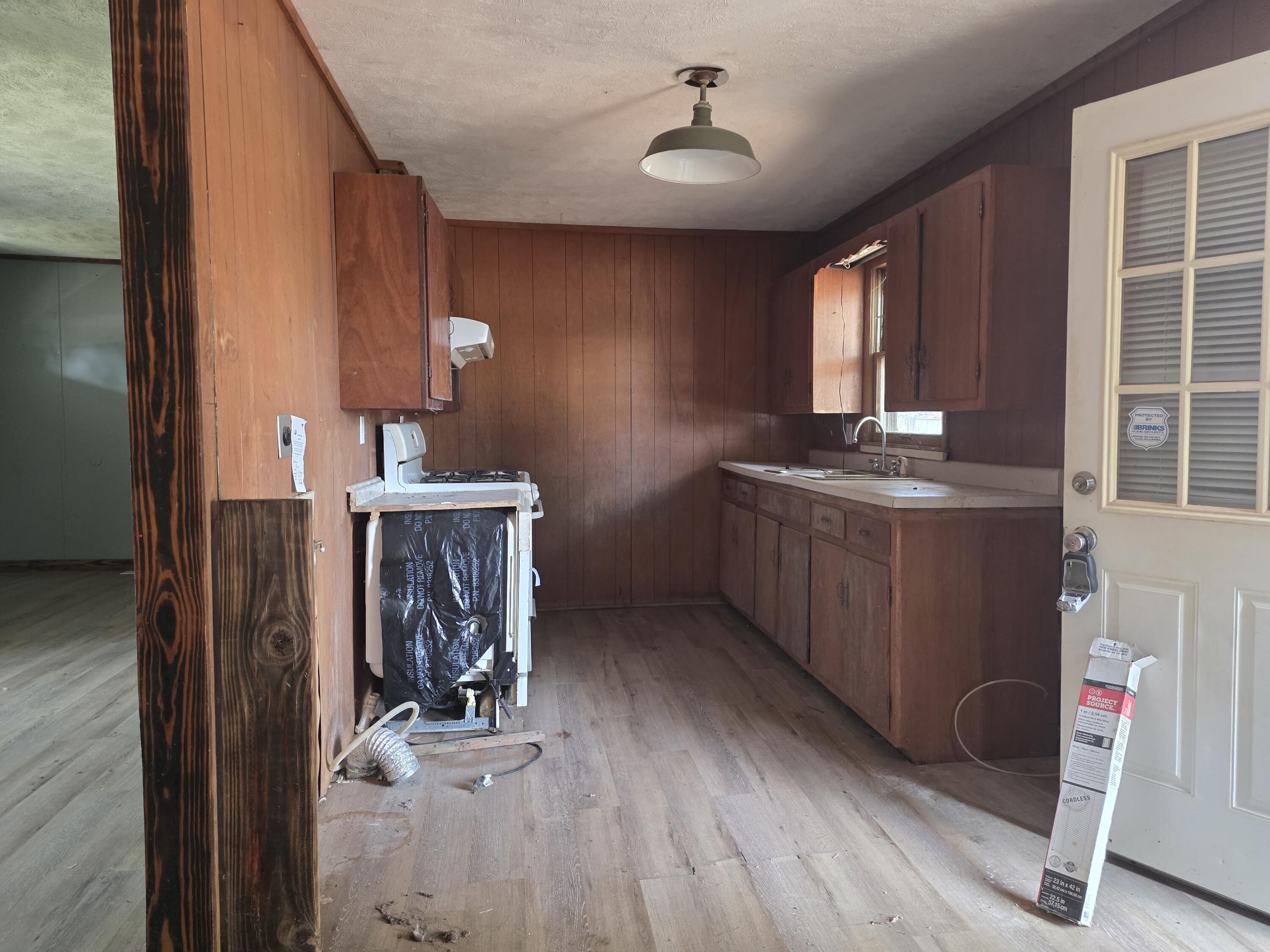 515 South Beverly Street Property Photo 6