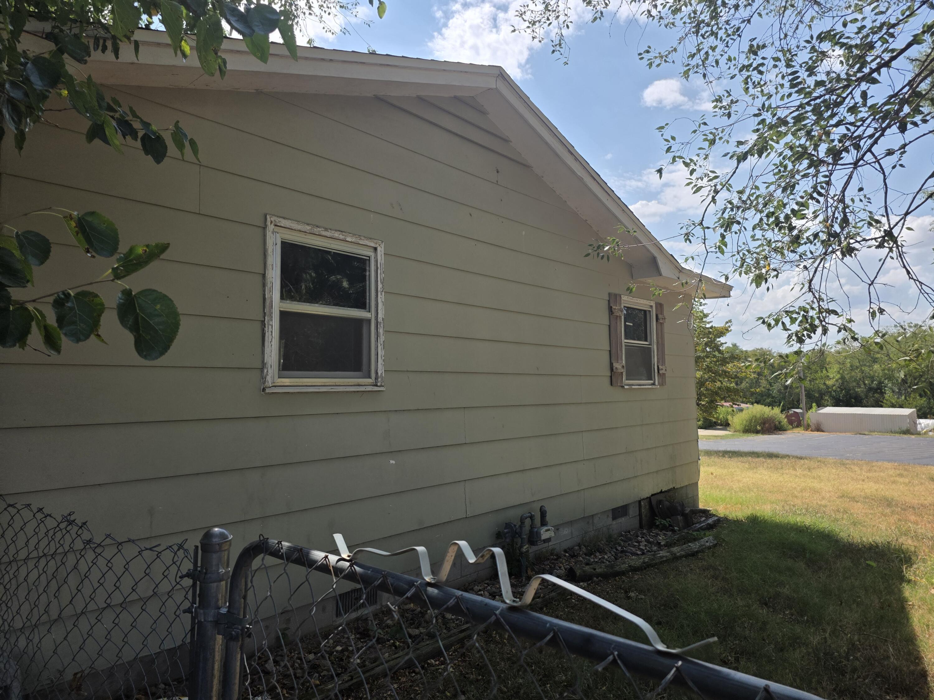 515 South Beverly Street Property Photo 15