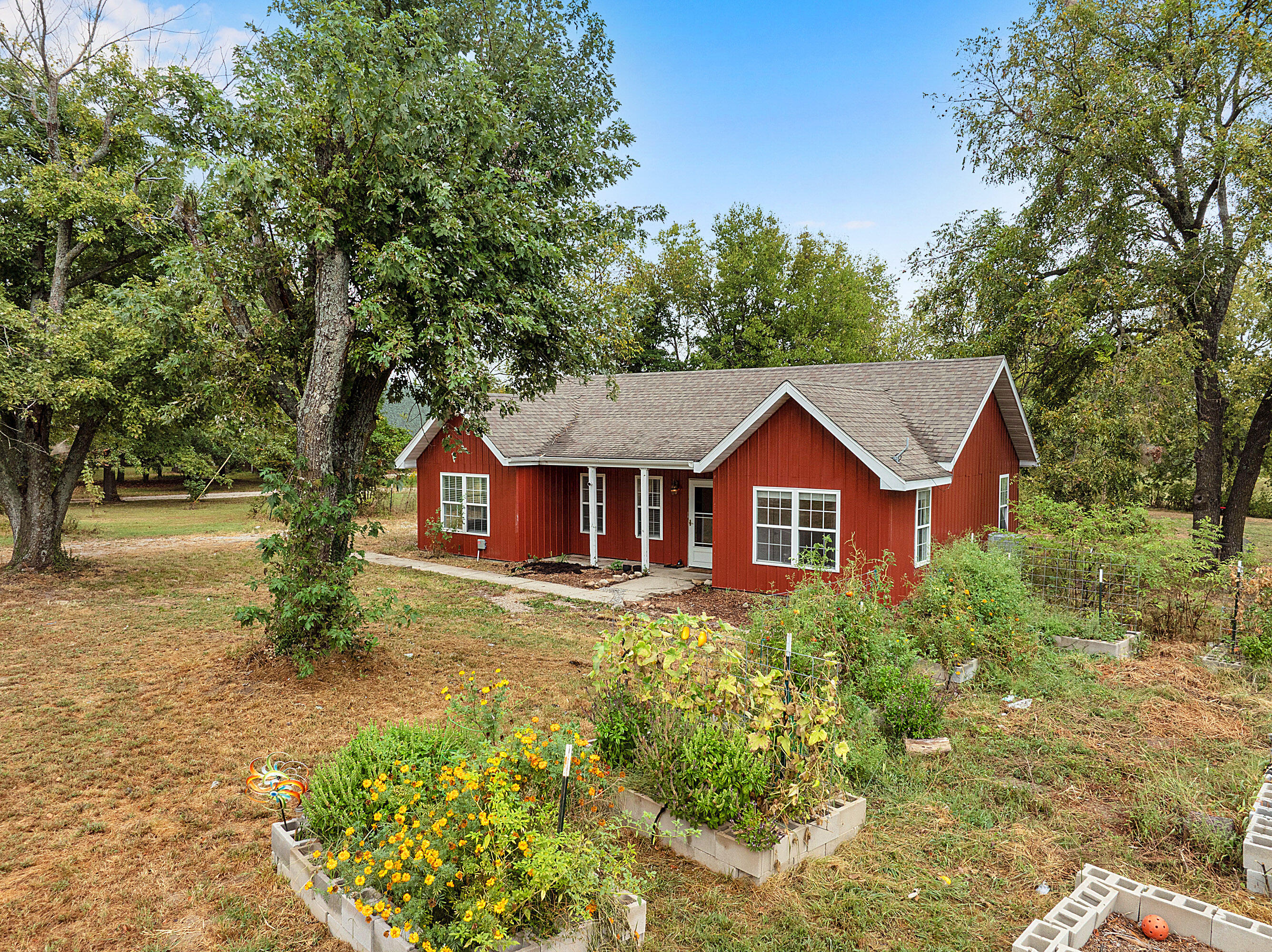 1015 State Road Aa Property Photo 1