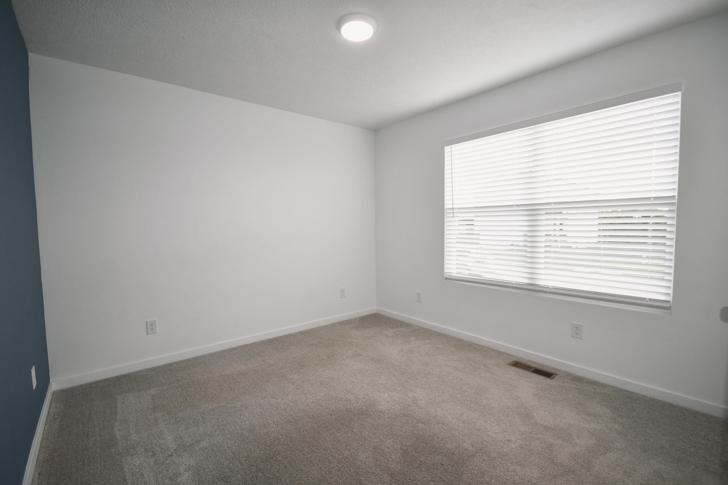 502 North Pine Leaf Road Property Photo 16