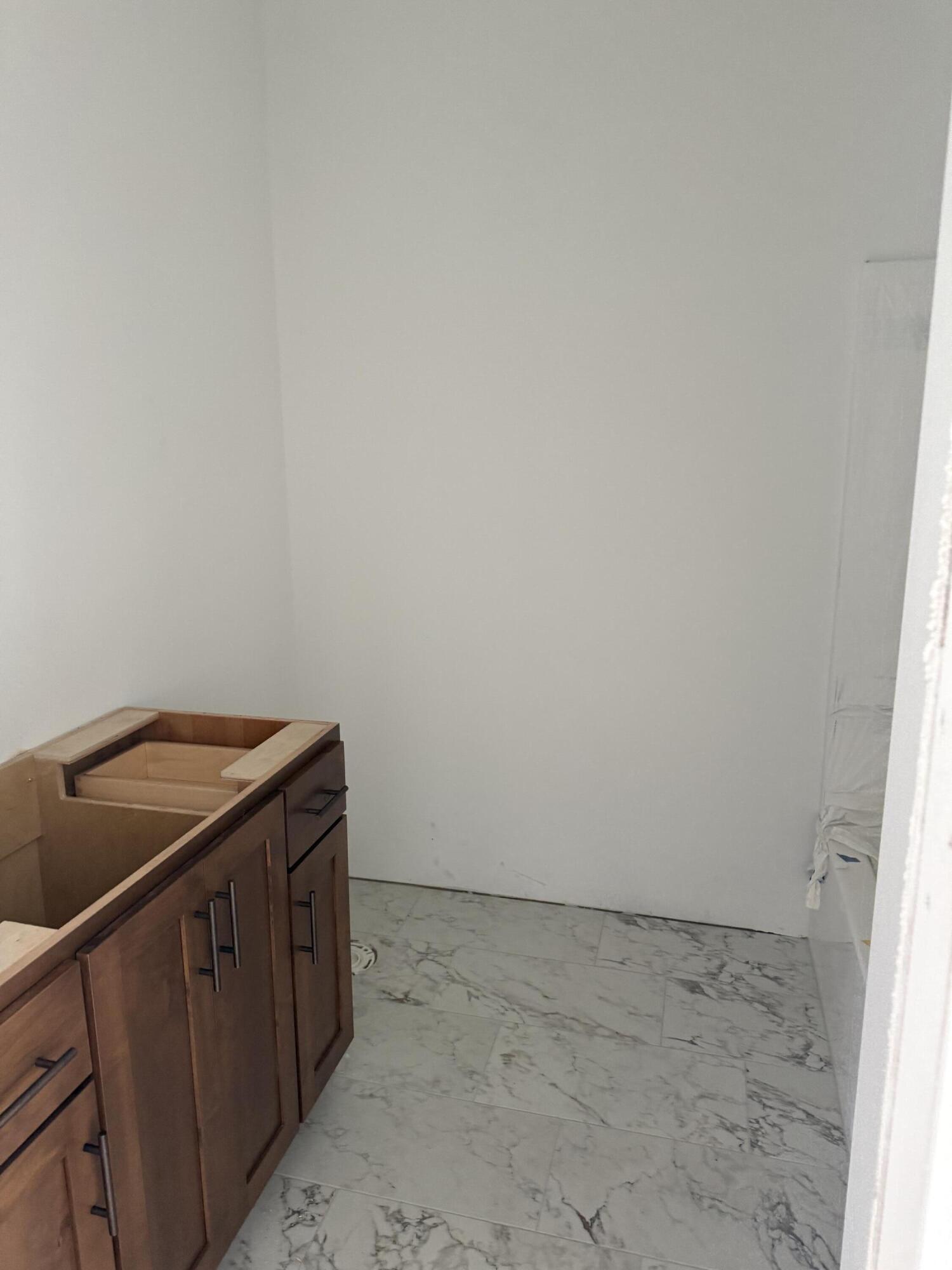 2505 West Webb Road Property Photo 11
