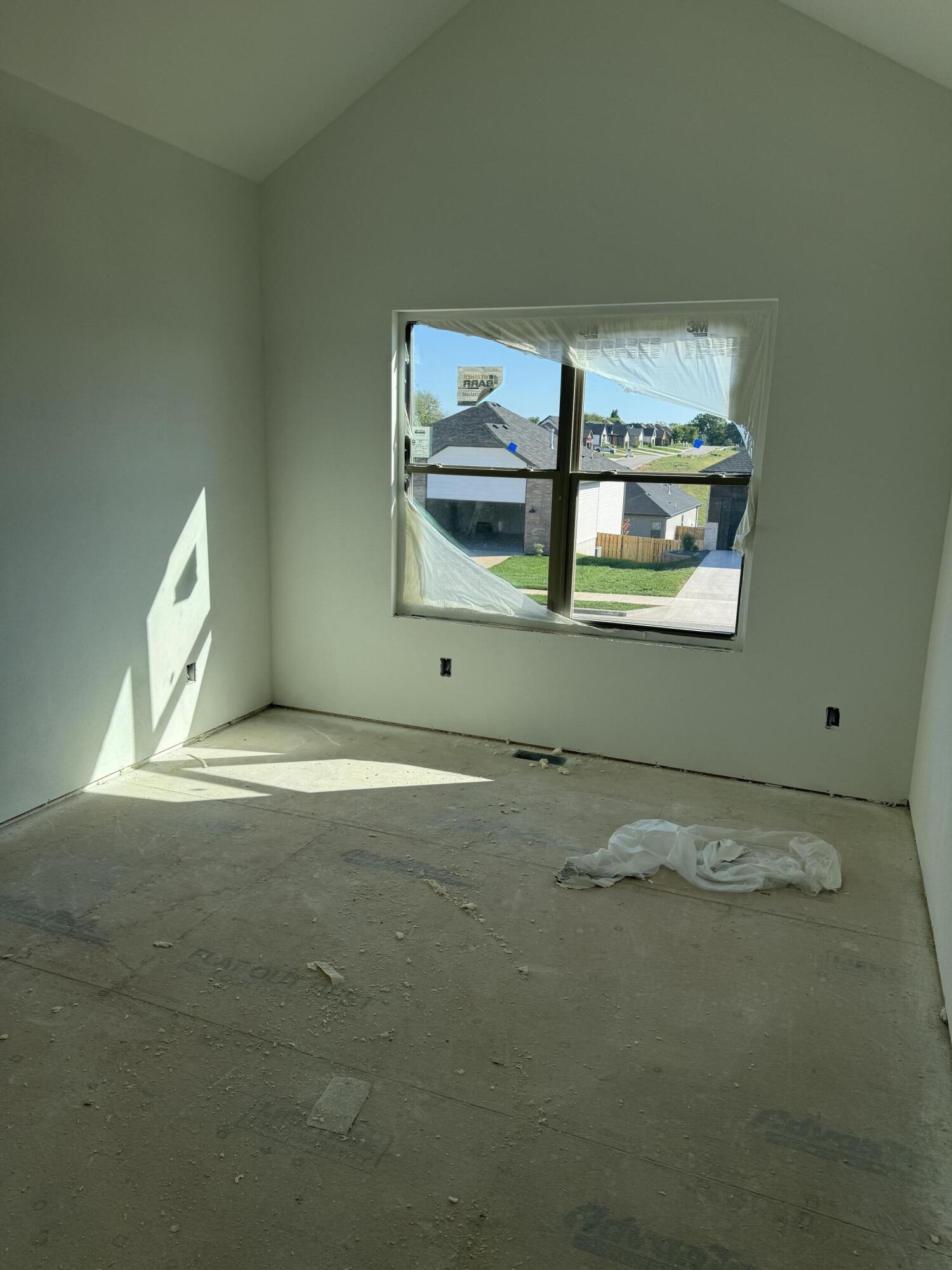 2505 West Webb Road Property Photo 12