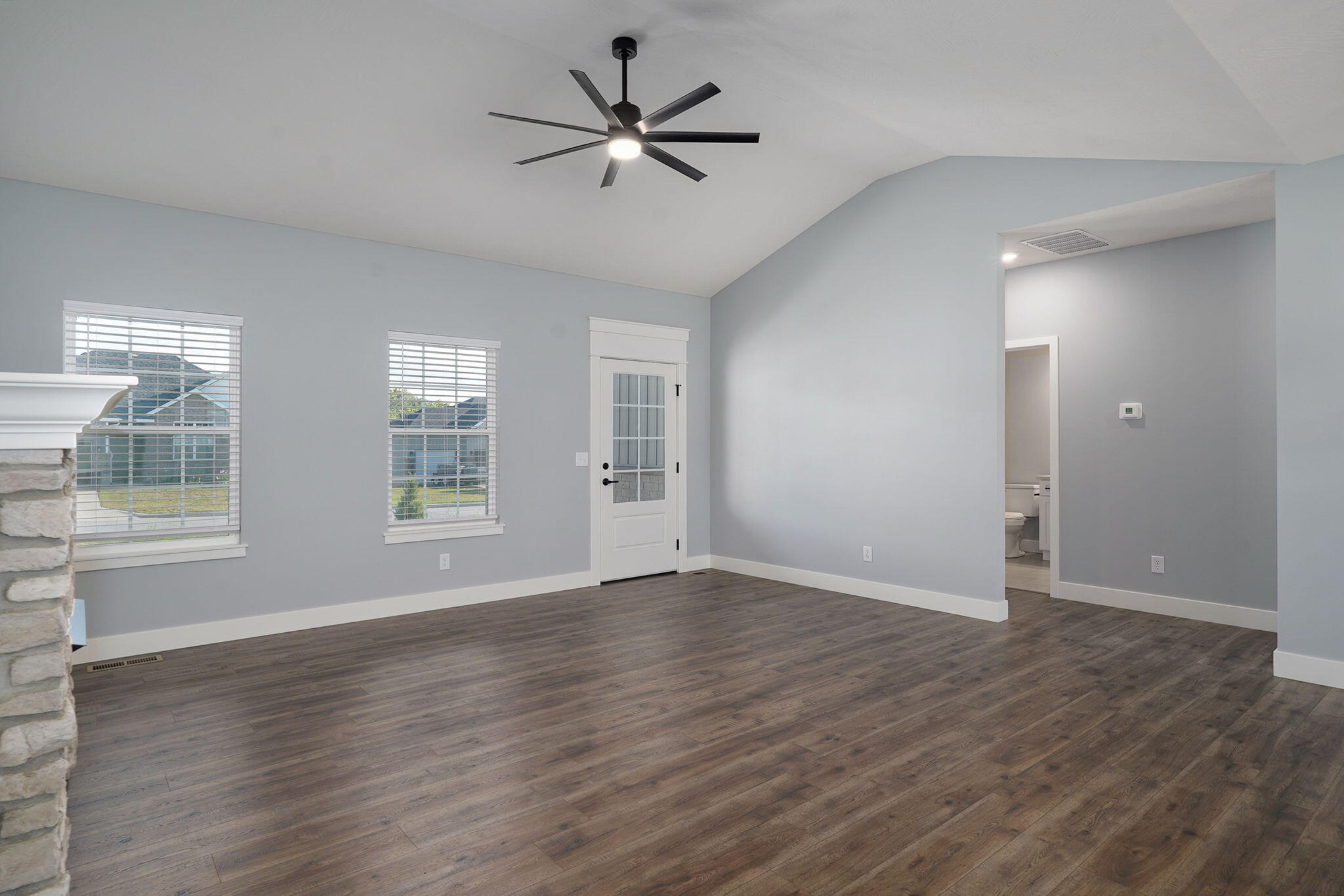 553 Delaware Court Property Photo 6
