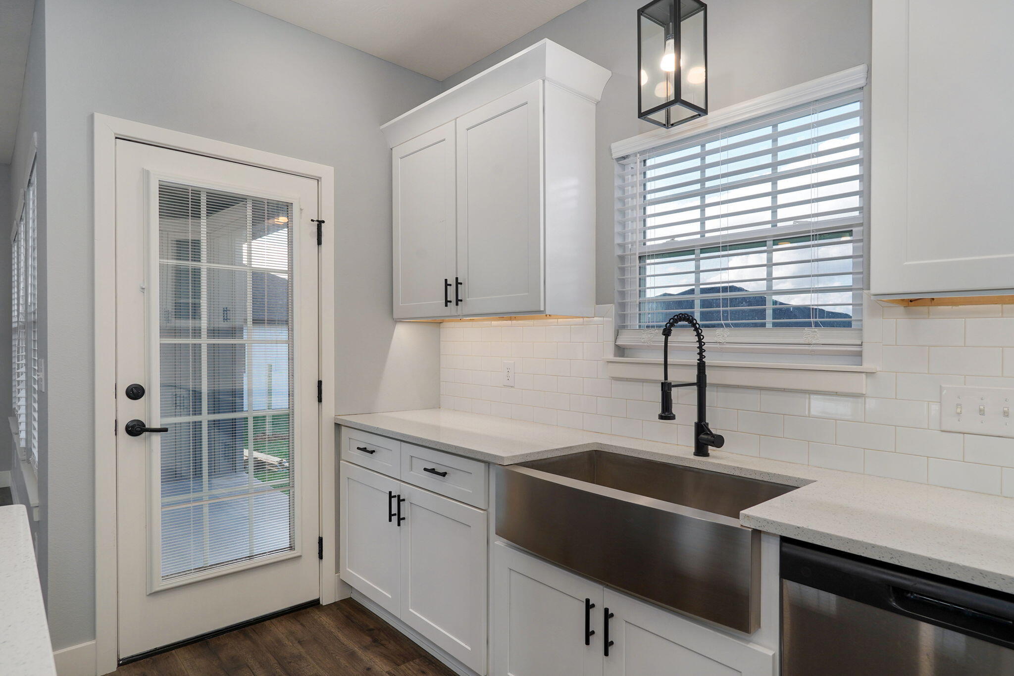 553 Delaware Court Property Photo 11