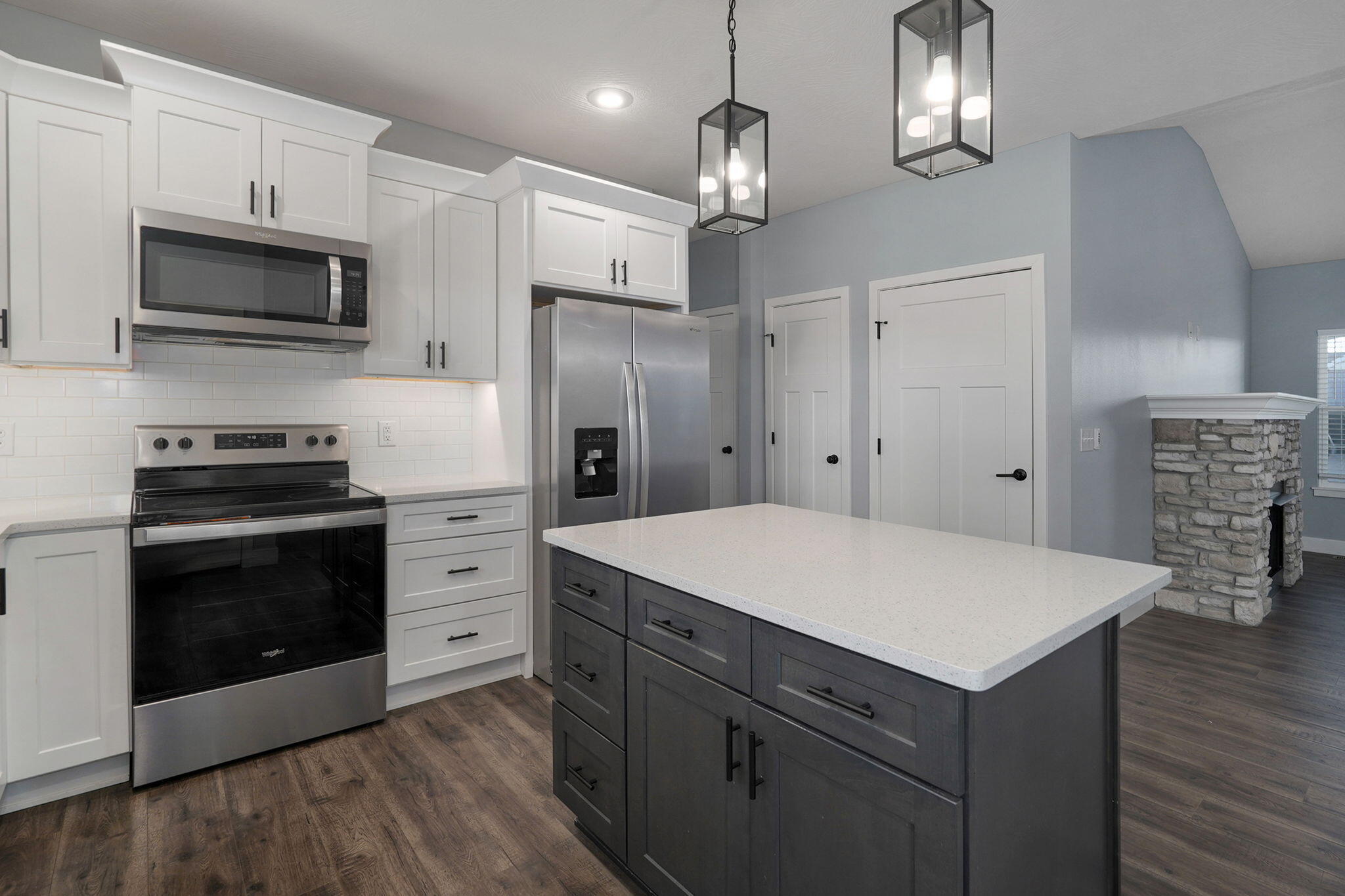 553 Delaware Court Property Photo 12