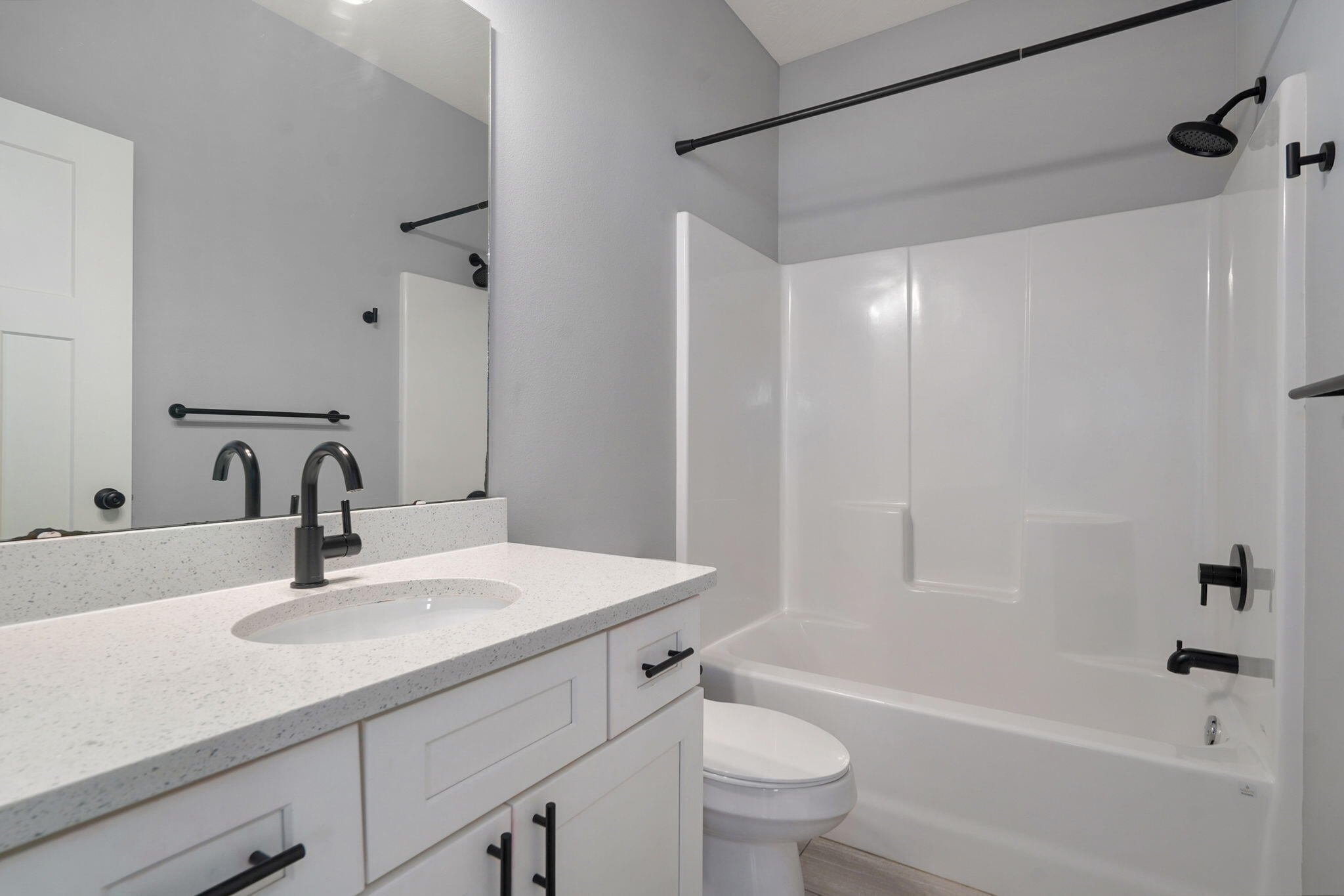 553 Delaware Court Property Photo 21