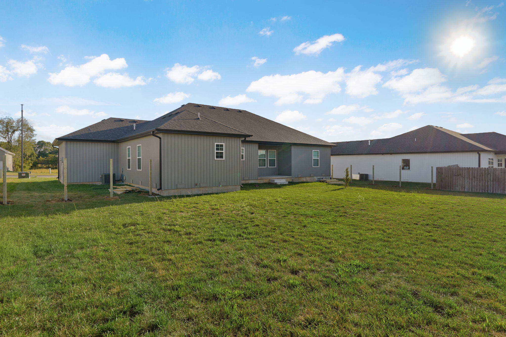 553 Delaware Court Property Photo 26
