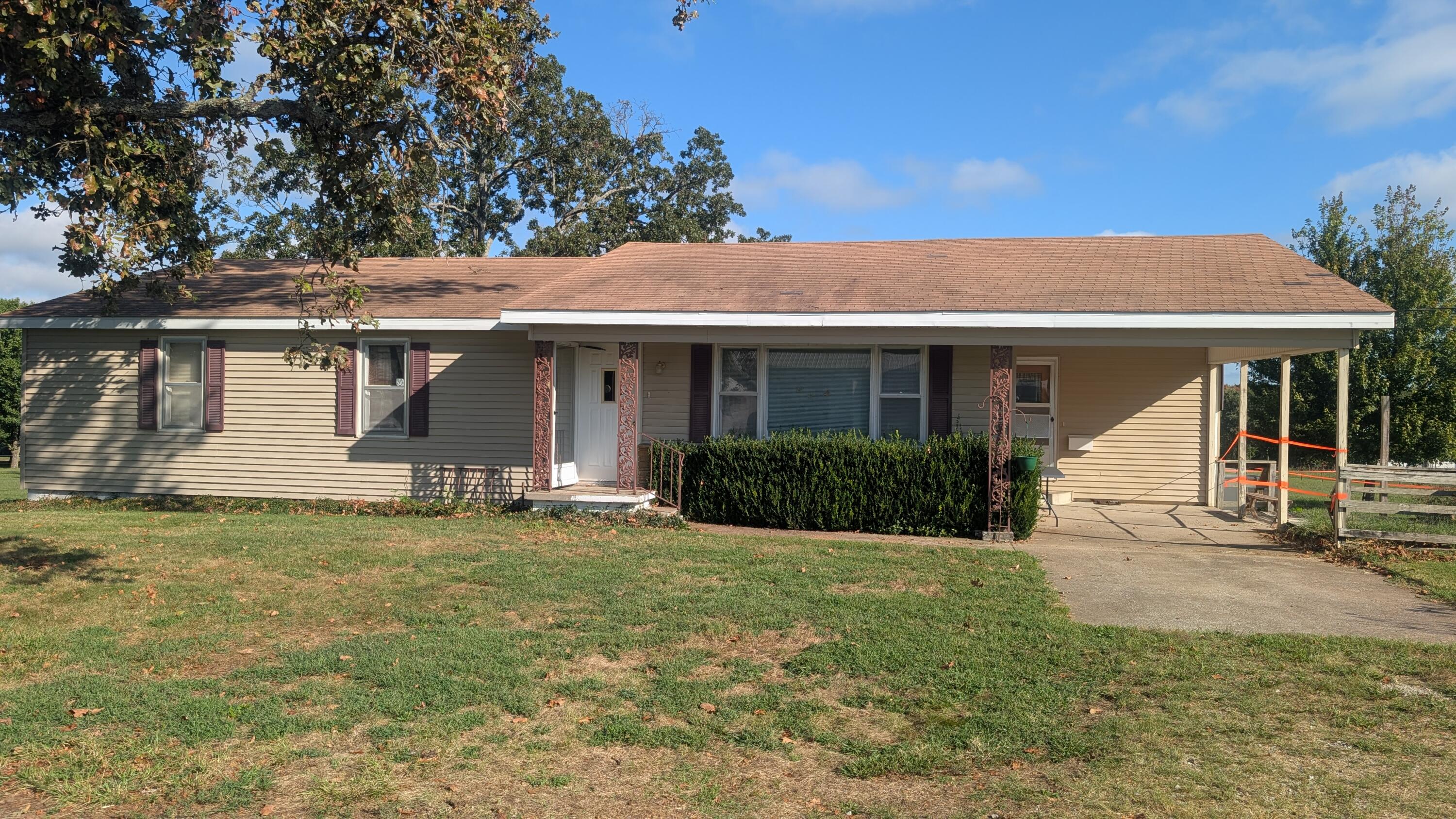 4010 320 Road Property Photo 1