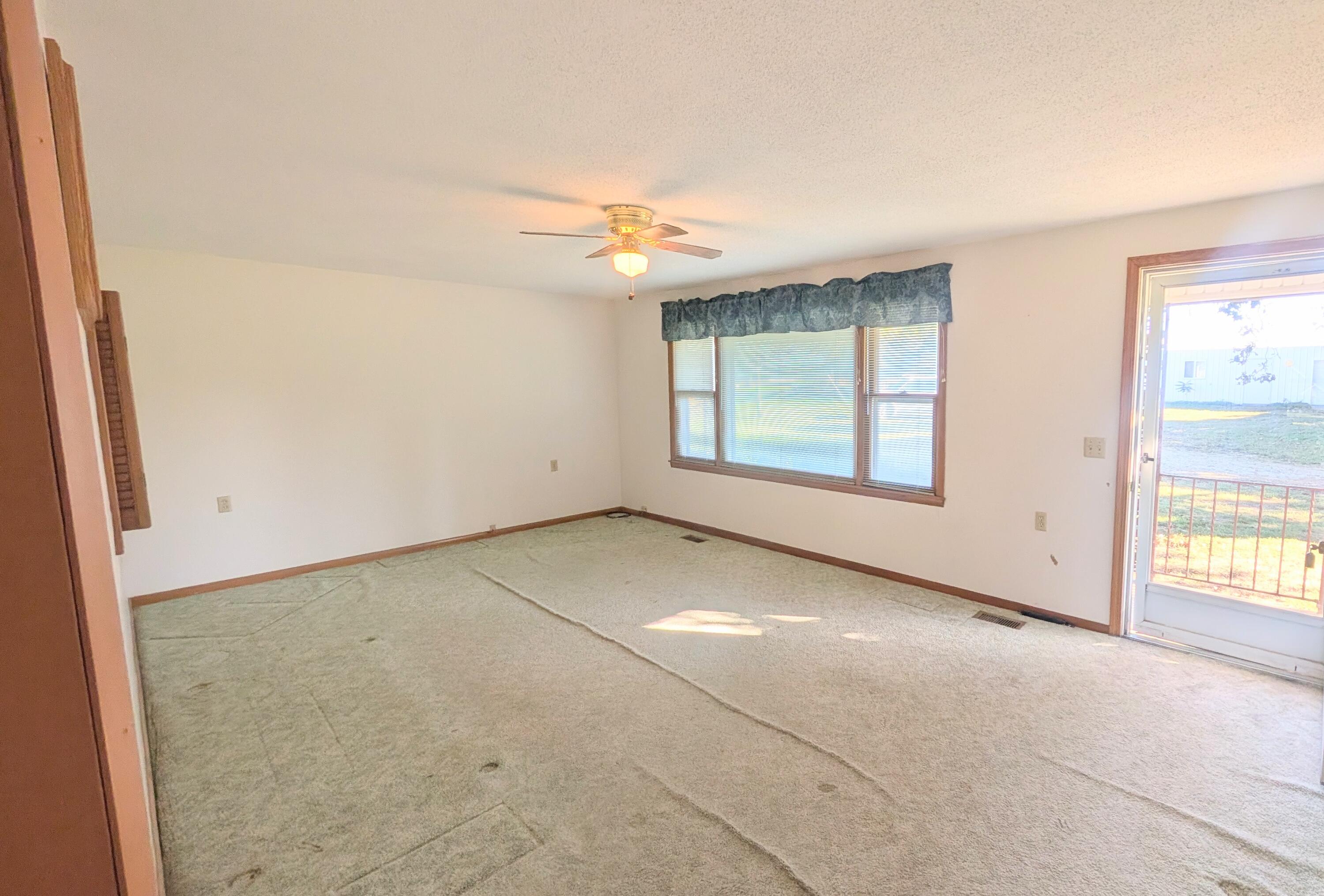 4010 320 Road Property Photo 8