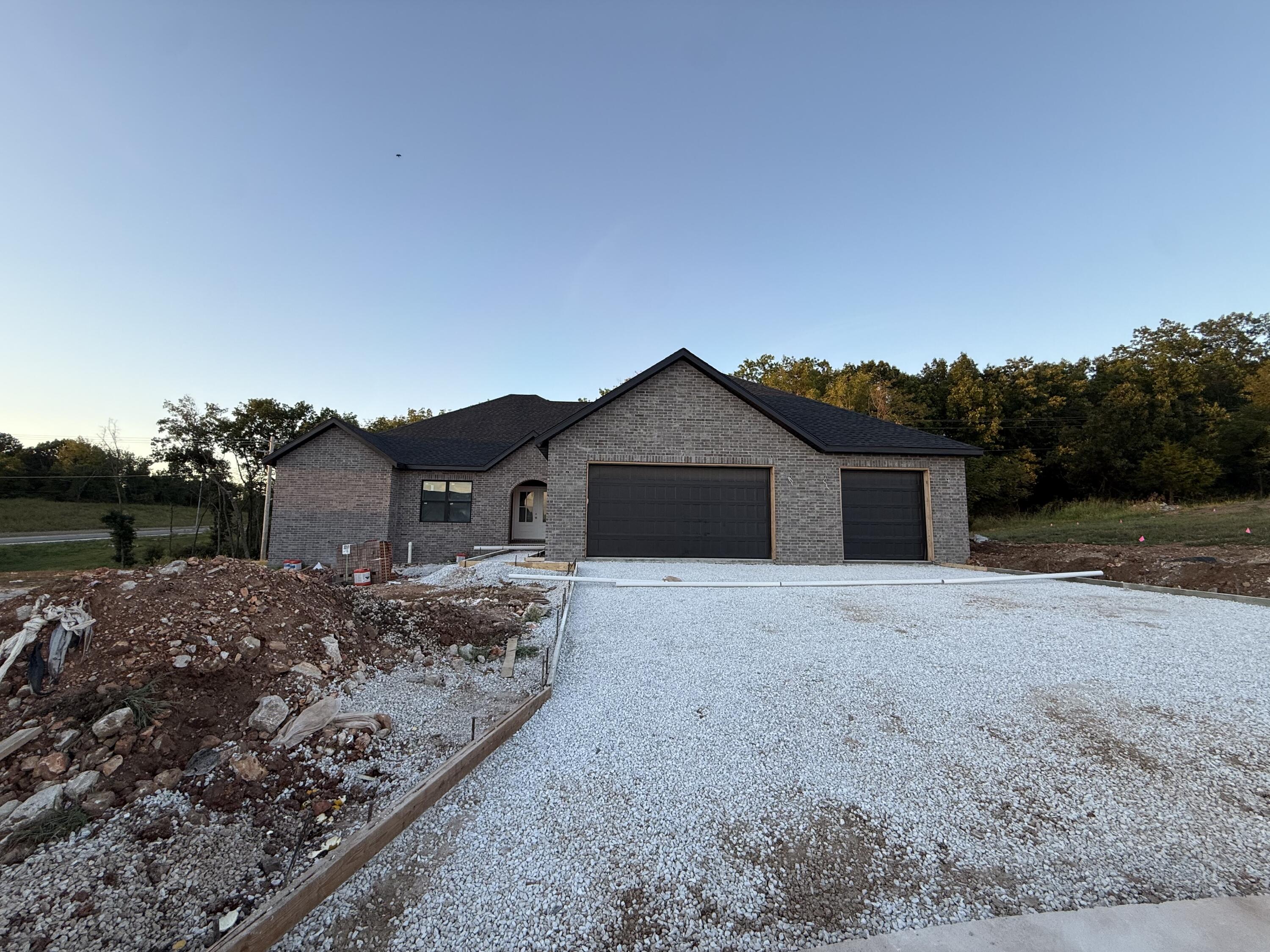 1795 West Gaslight Drive Property Photo 3