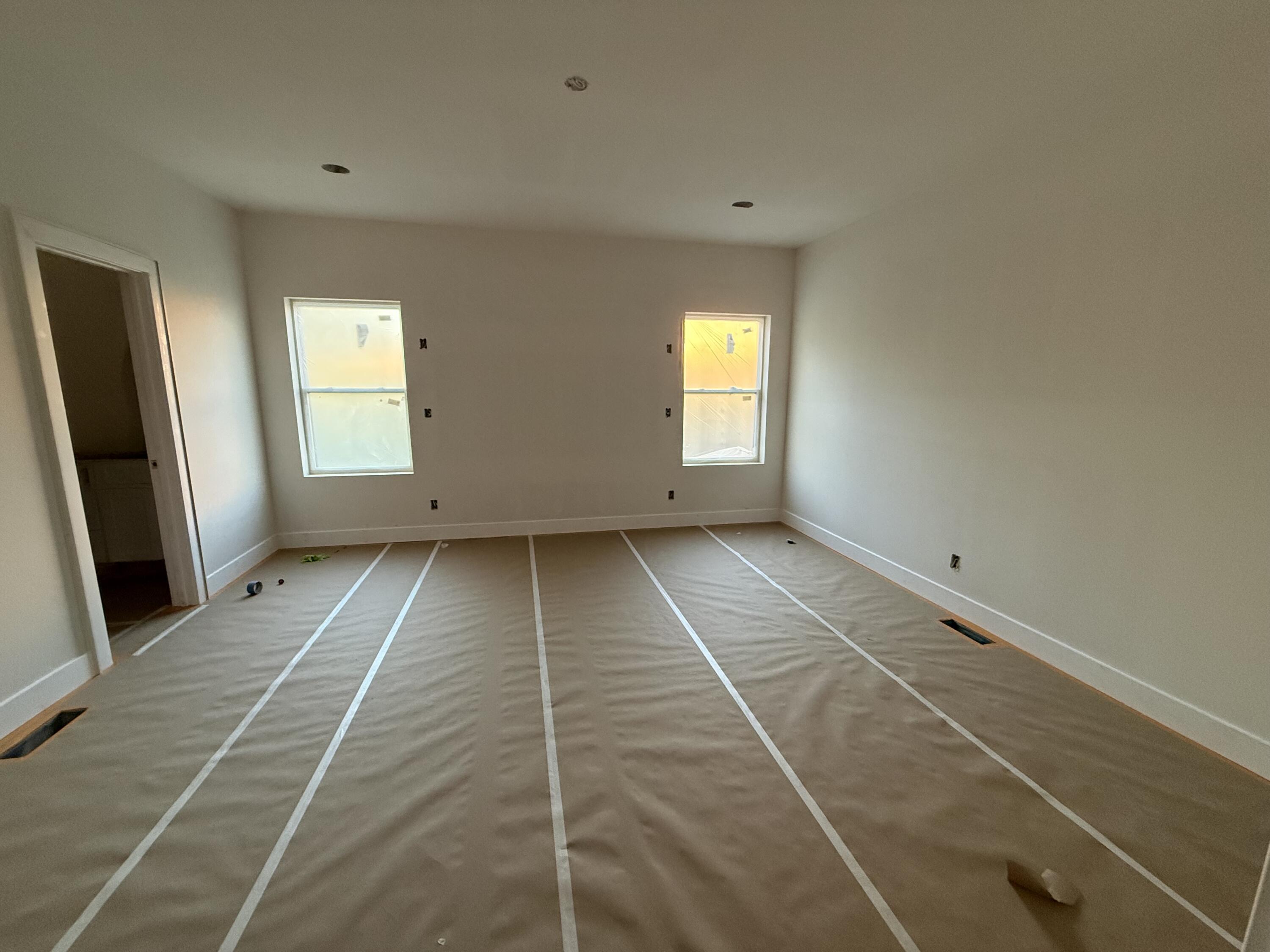 1795 West Gaslight Drive Property Photo 11