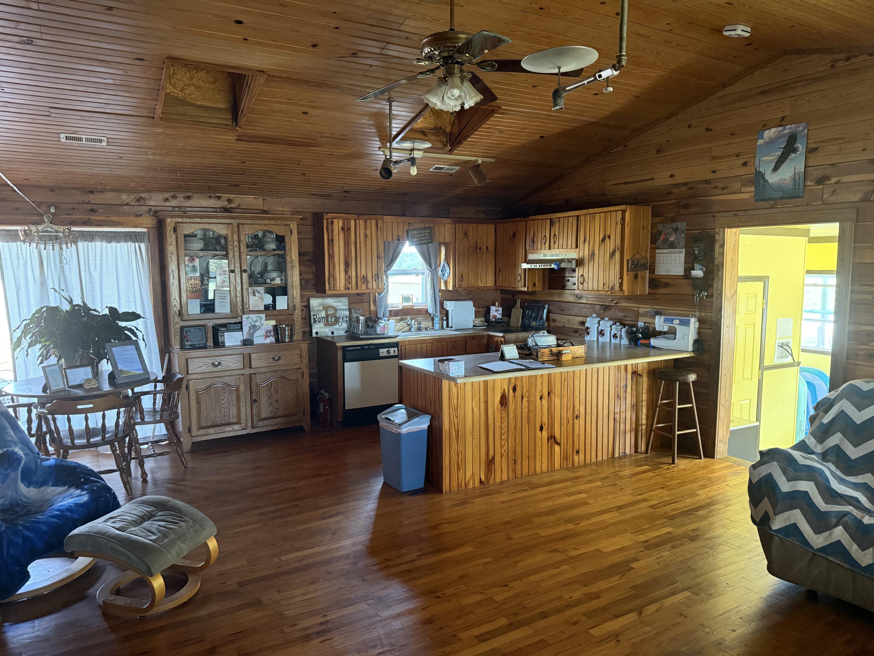 2994 North Highway E Property Photo 5