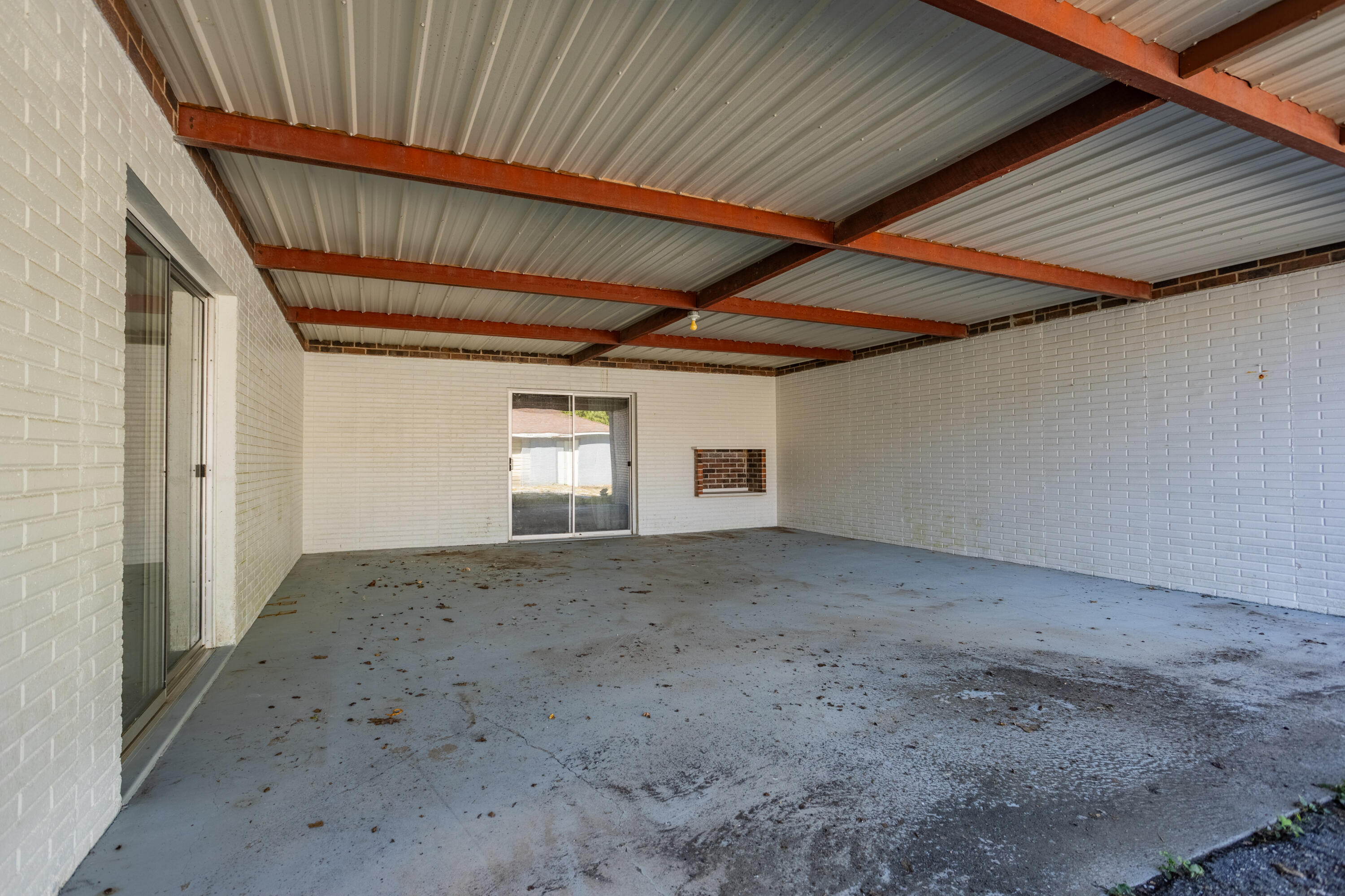 102 East Mockingbird Lane Property Photo 17