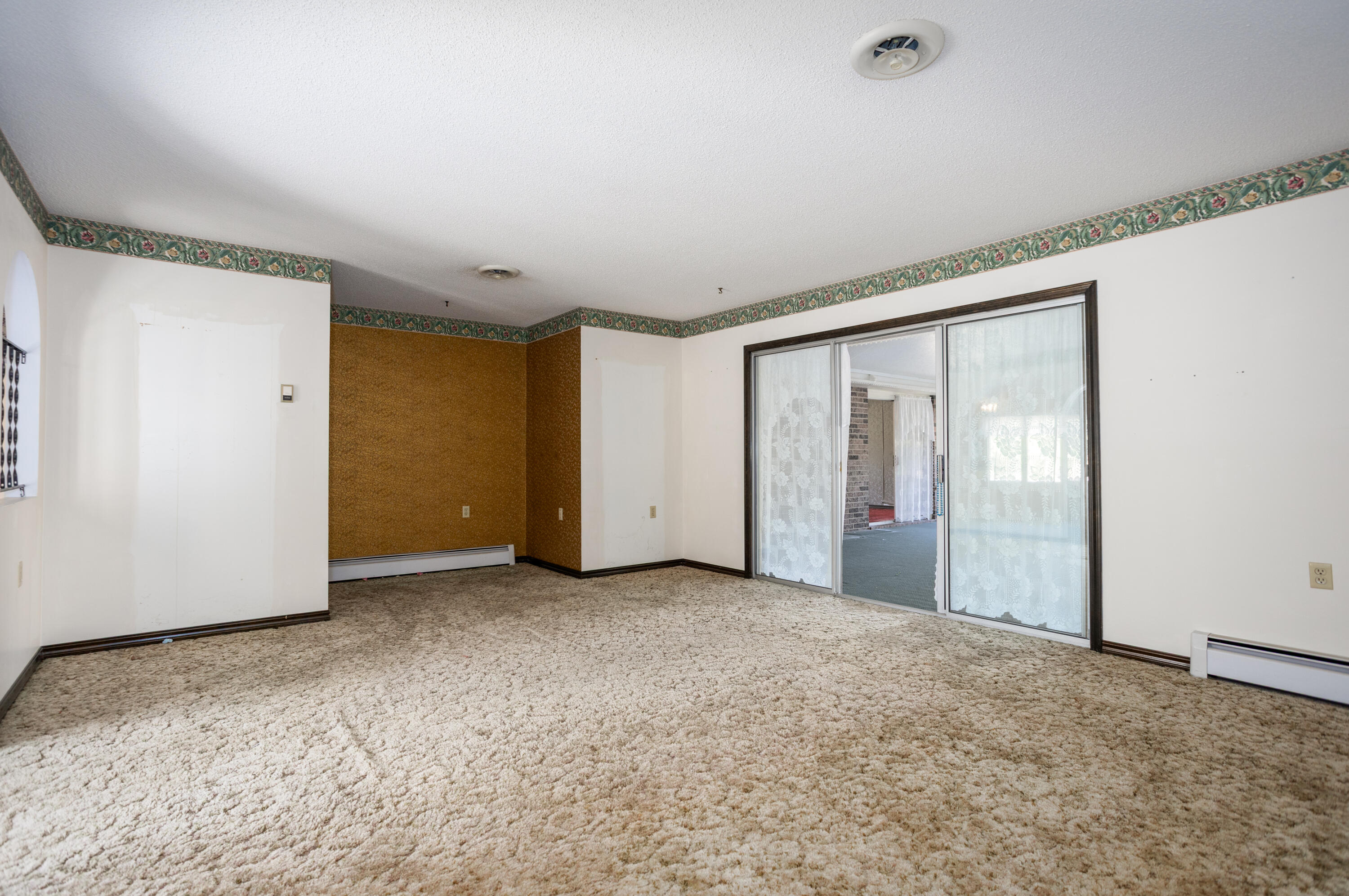 102 East Mockingbird Lane Property Photo 18