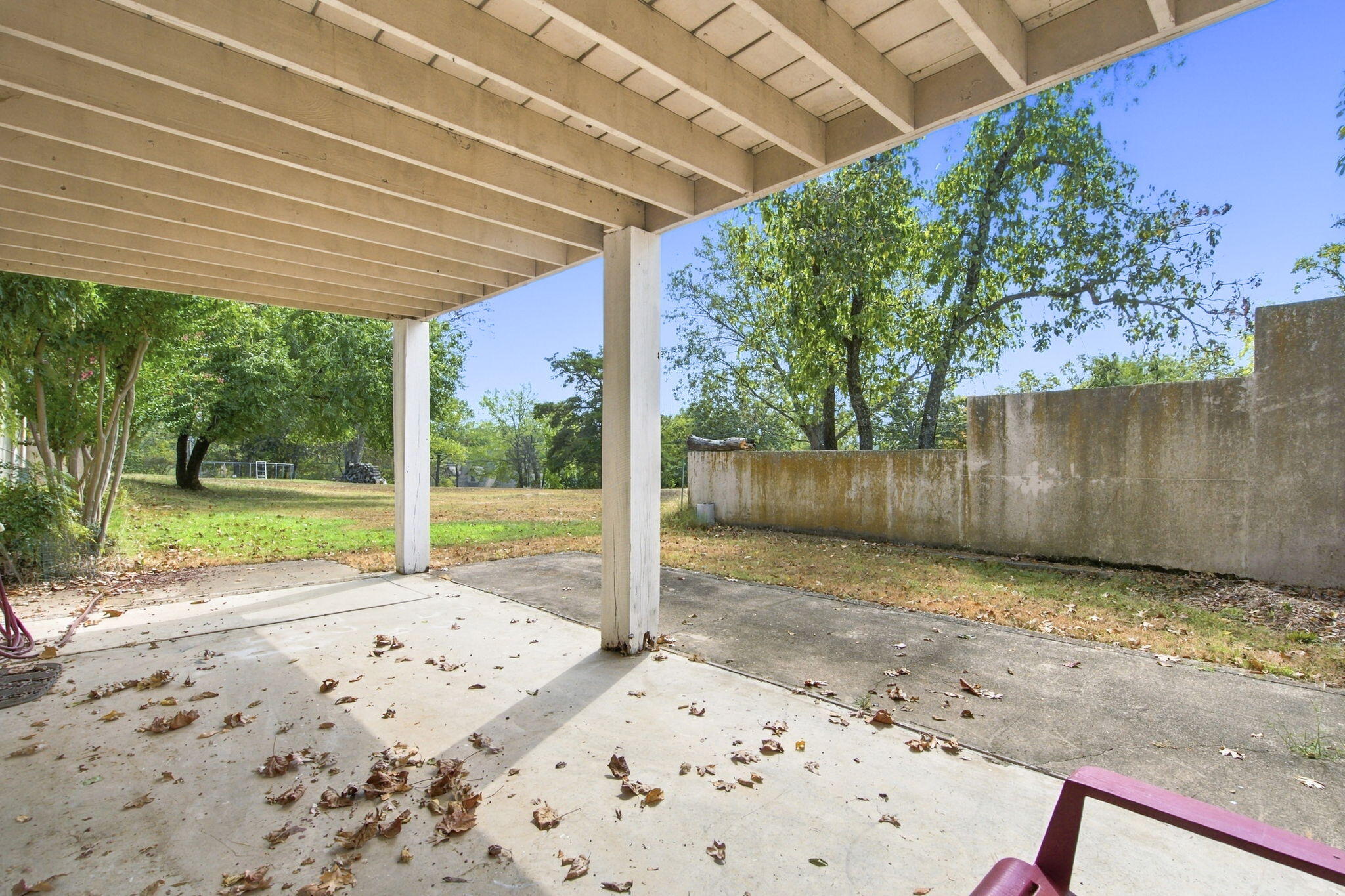 165 Cougar Trail West Property Photo 29