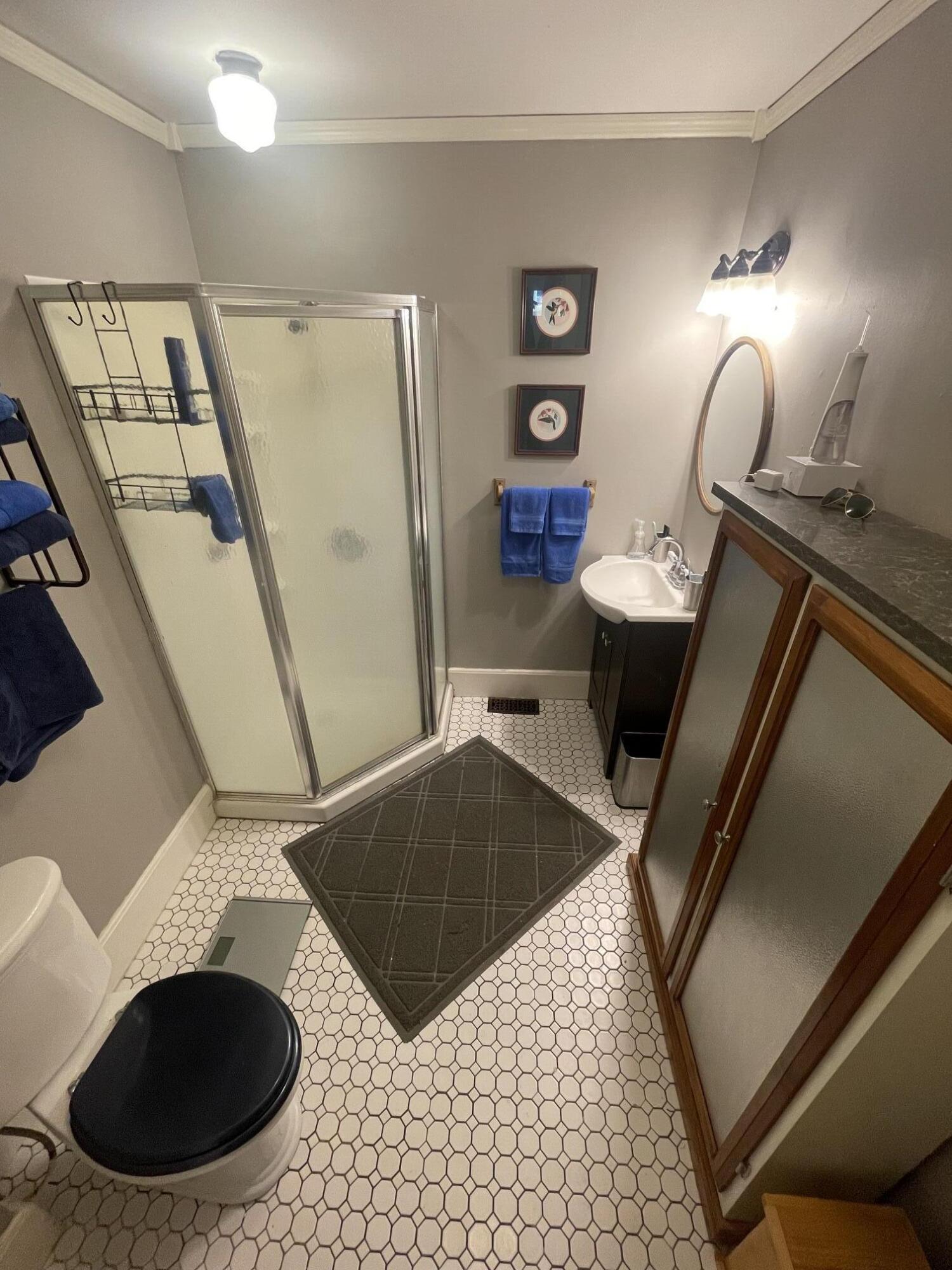 305 East Church Street Property Photo 10