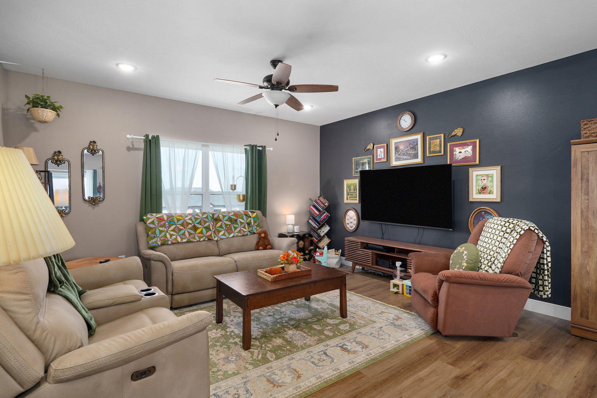 1106 South Swift Avenue Property Photo 3