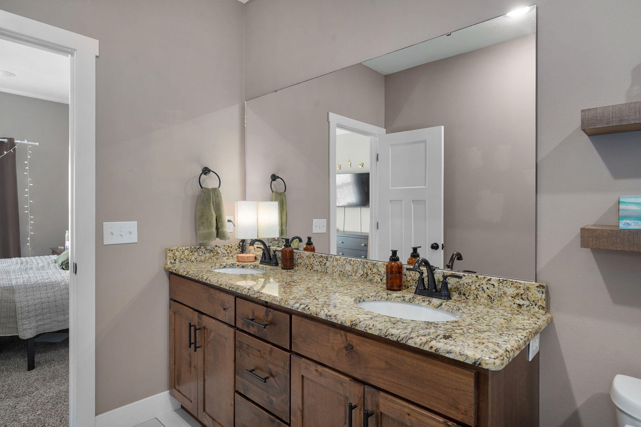 1106 South Swift Avenue Property Photo 14