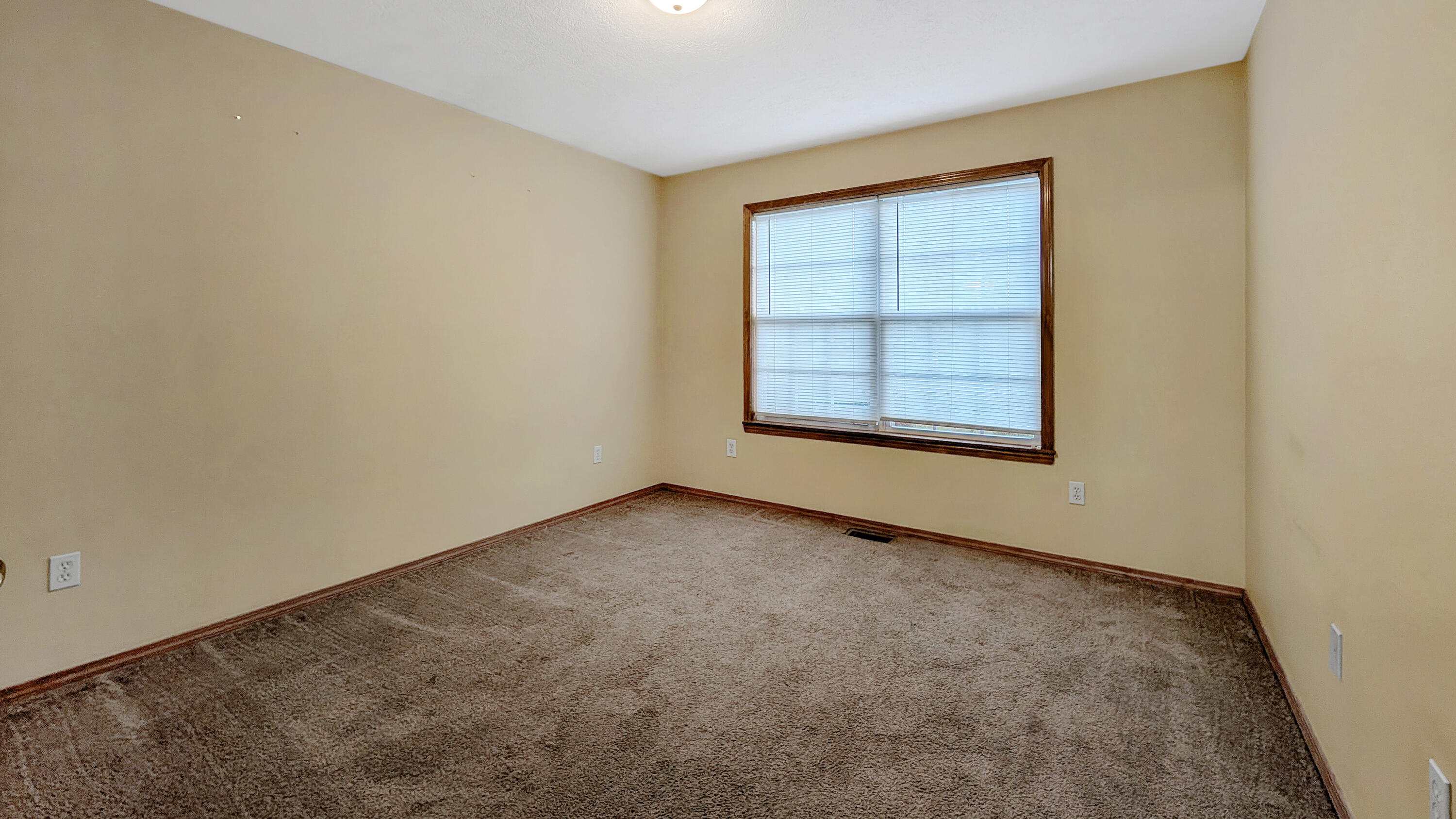 505 Silverleaf Lane Property Photo 14