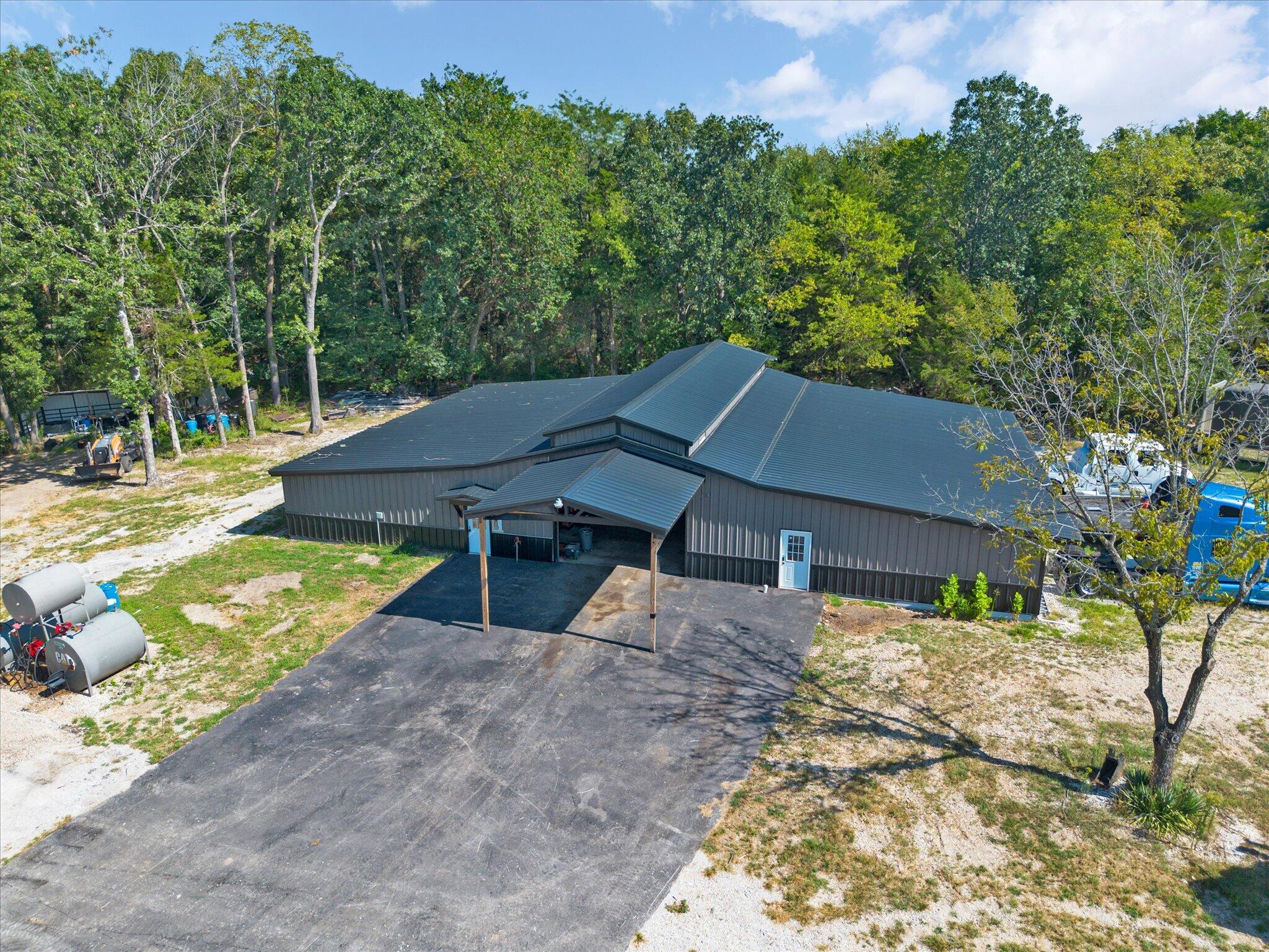 4901 East Farm Rd 66 Property Photo 68