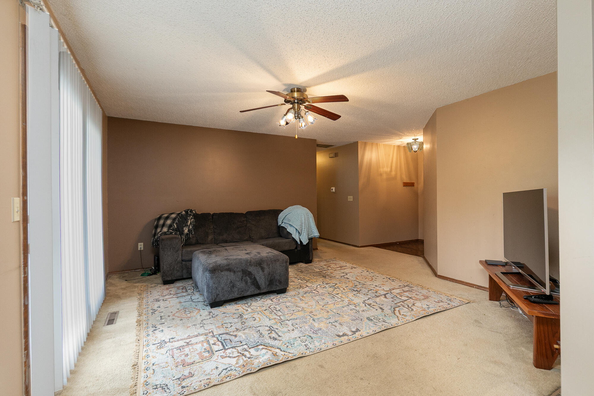 3917 West Harrison Street Property Photo 8