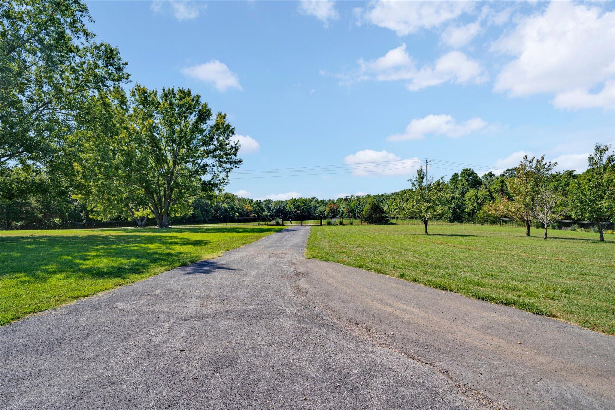 4967 East Farm Road 66 Property Photo 5