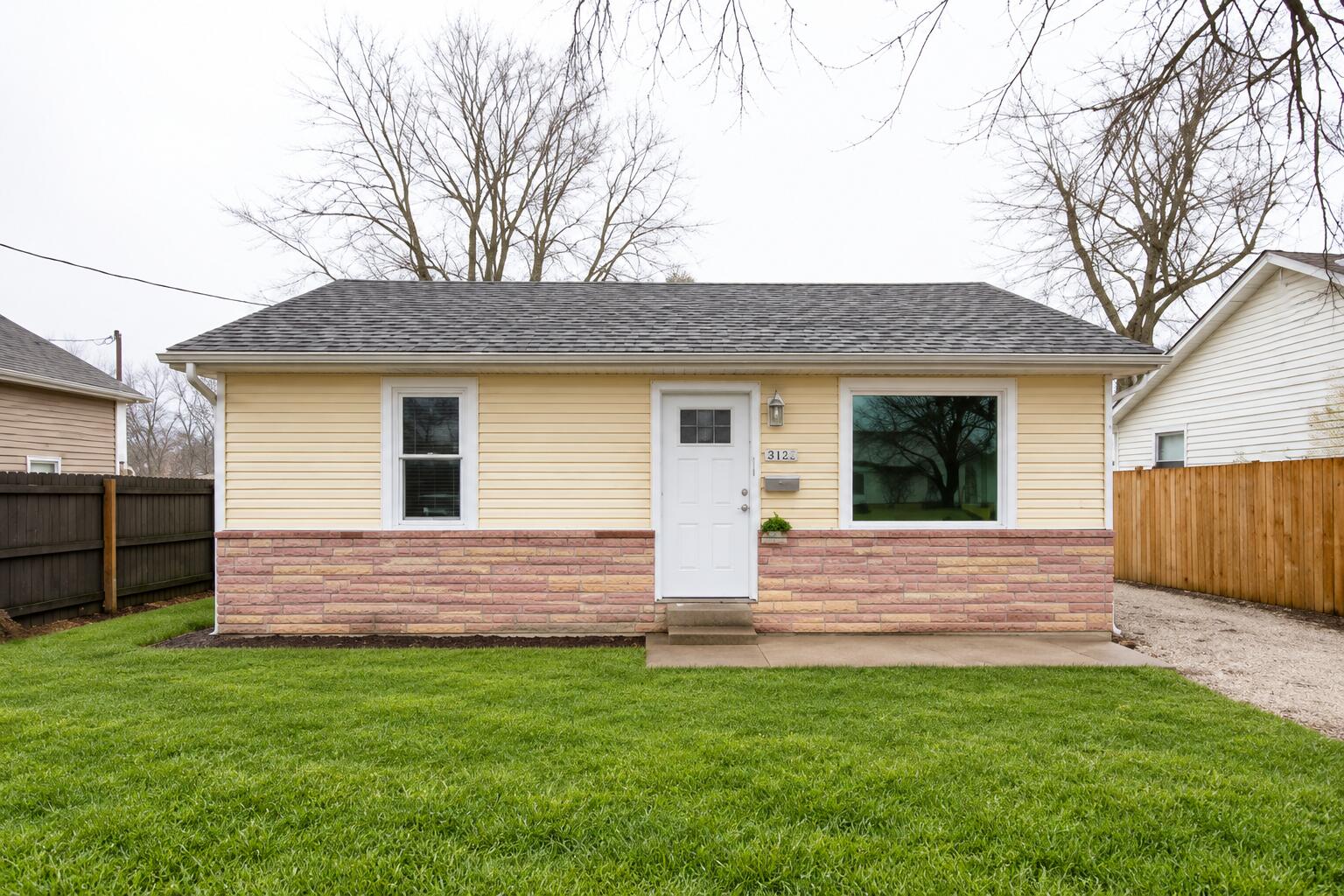 622 N Lafontaine Avenue Property Photo 1