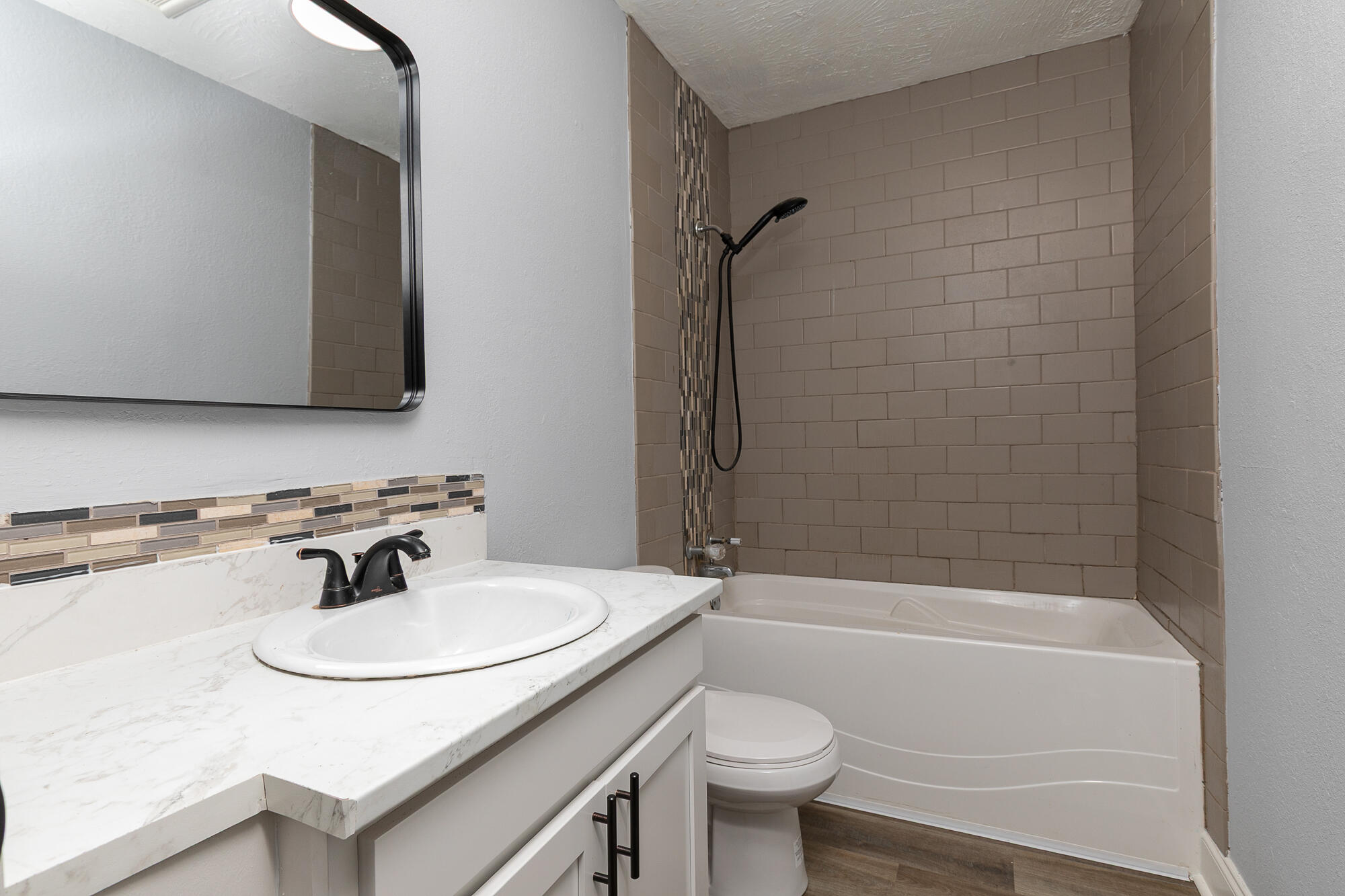 622 N Lafontaine Avenue Property Photo 10