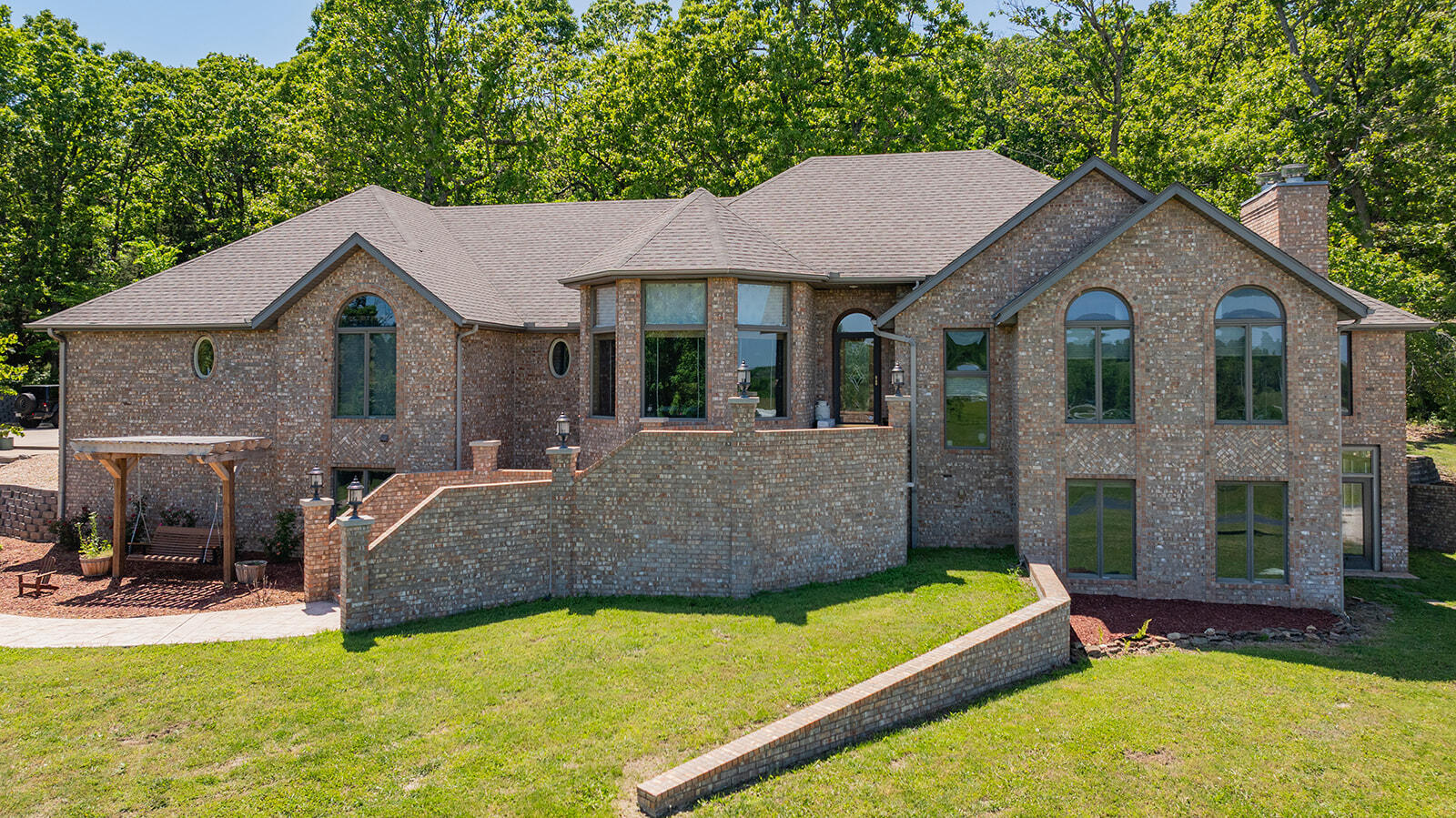 11755 North Farm Road 177 Property Photo 2
