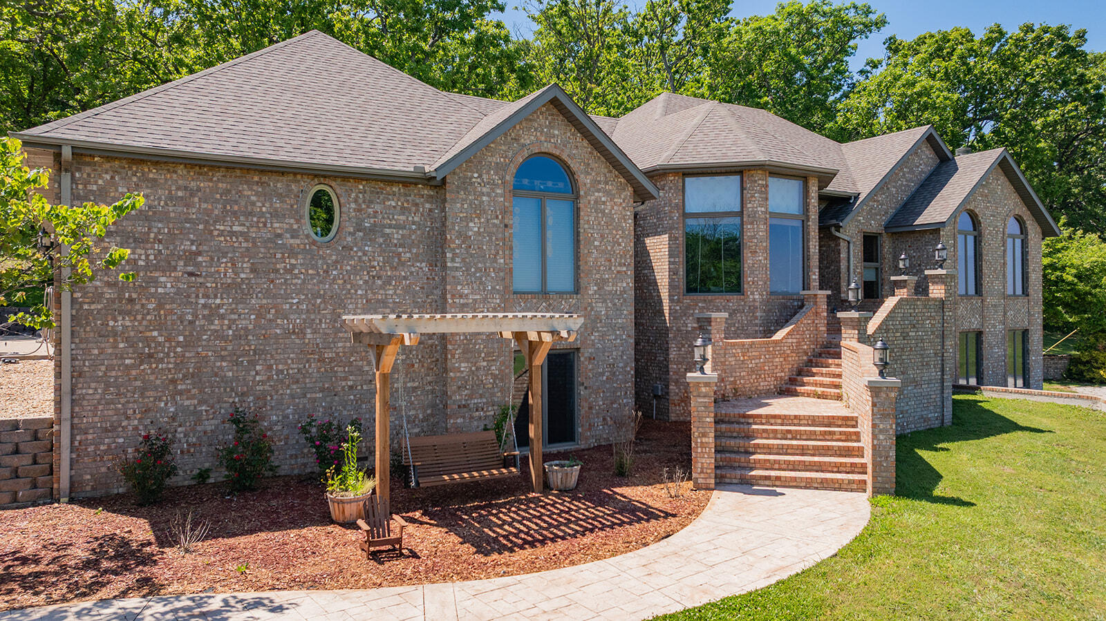 11755 North Farm Road 177 Property Photo 5