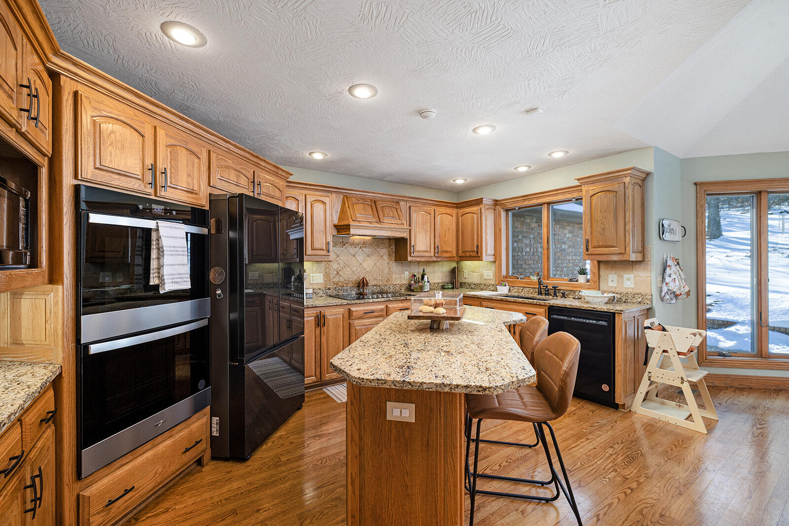 11755 North Farm Road 177 Property Photo 18