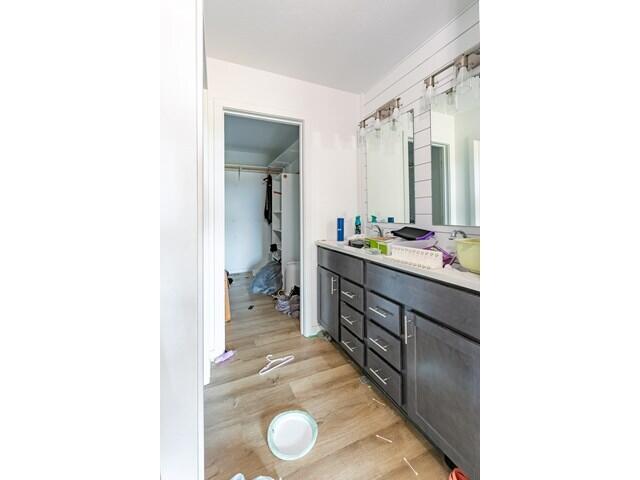 1168 West Holly Street Property Photo 7