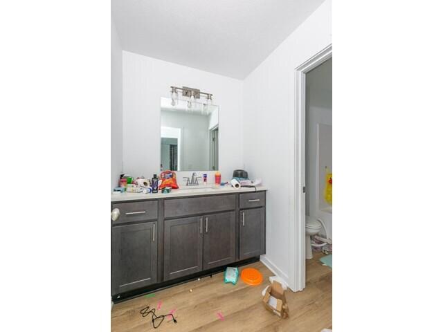 1168 West Holly Street Property Photo 8