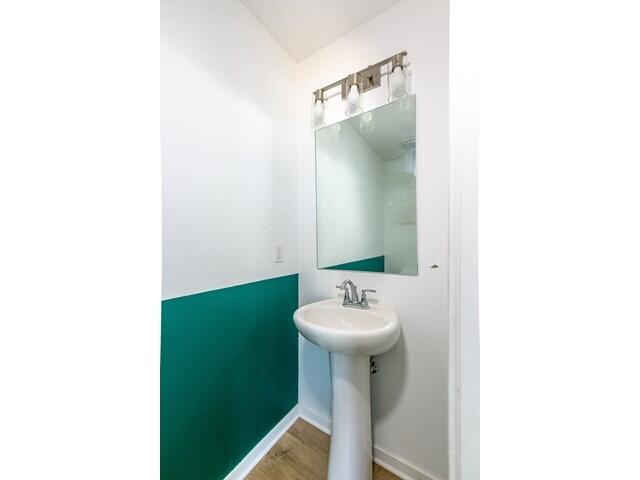 1168 West Holly Street Property Photo 12