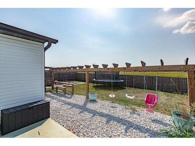 1168 West Holly Street Property Photo 15