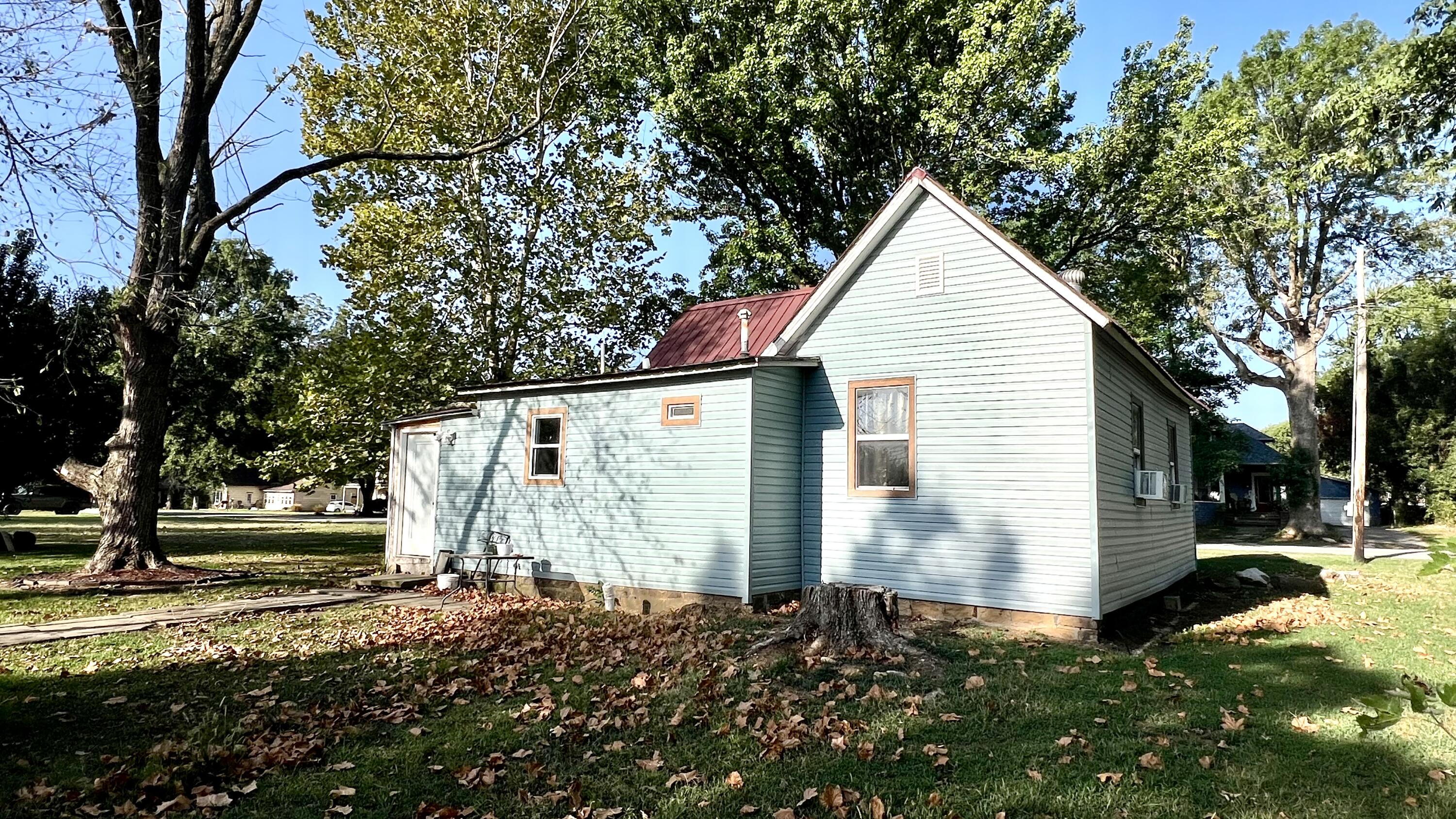702 Truman Street Property Photo 2
