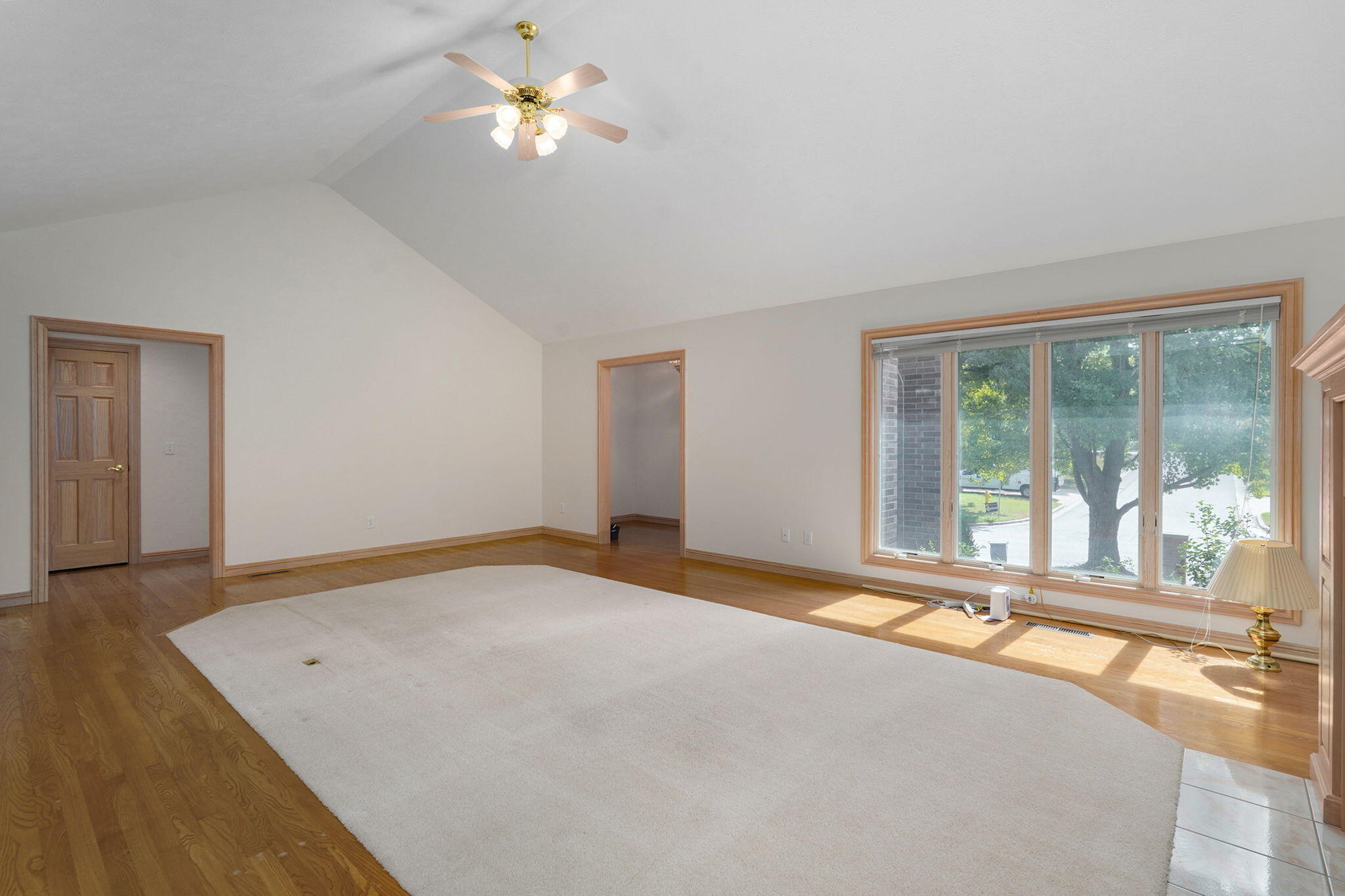 2705 East Shady Glen Drive Property Photo 6