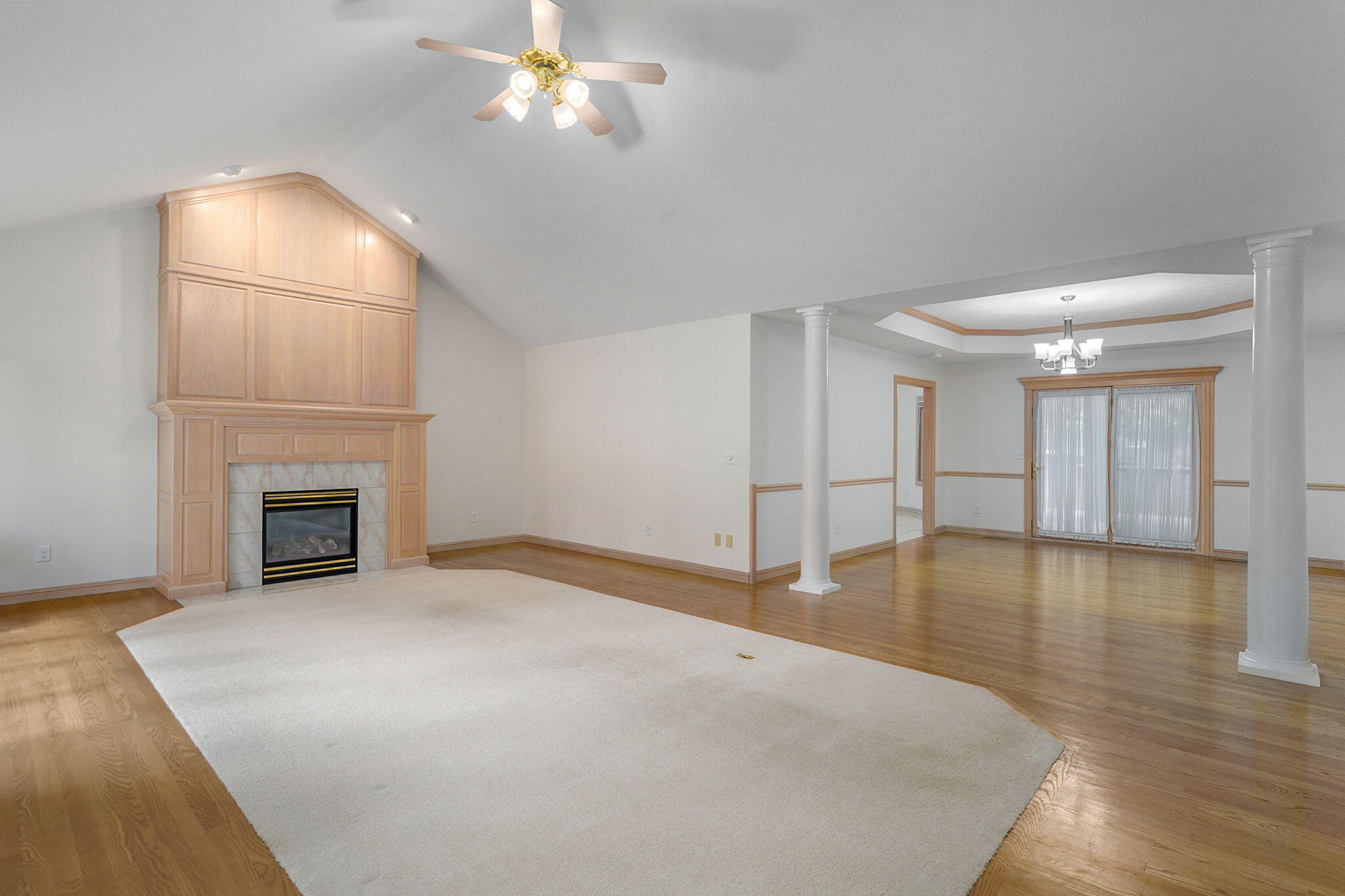 2705 East Shady Glen Drive Property Photo 8