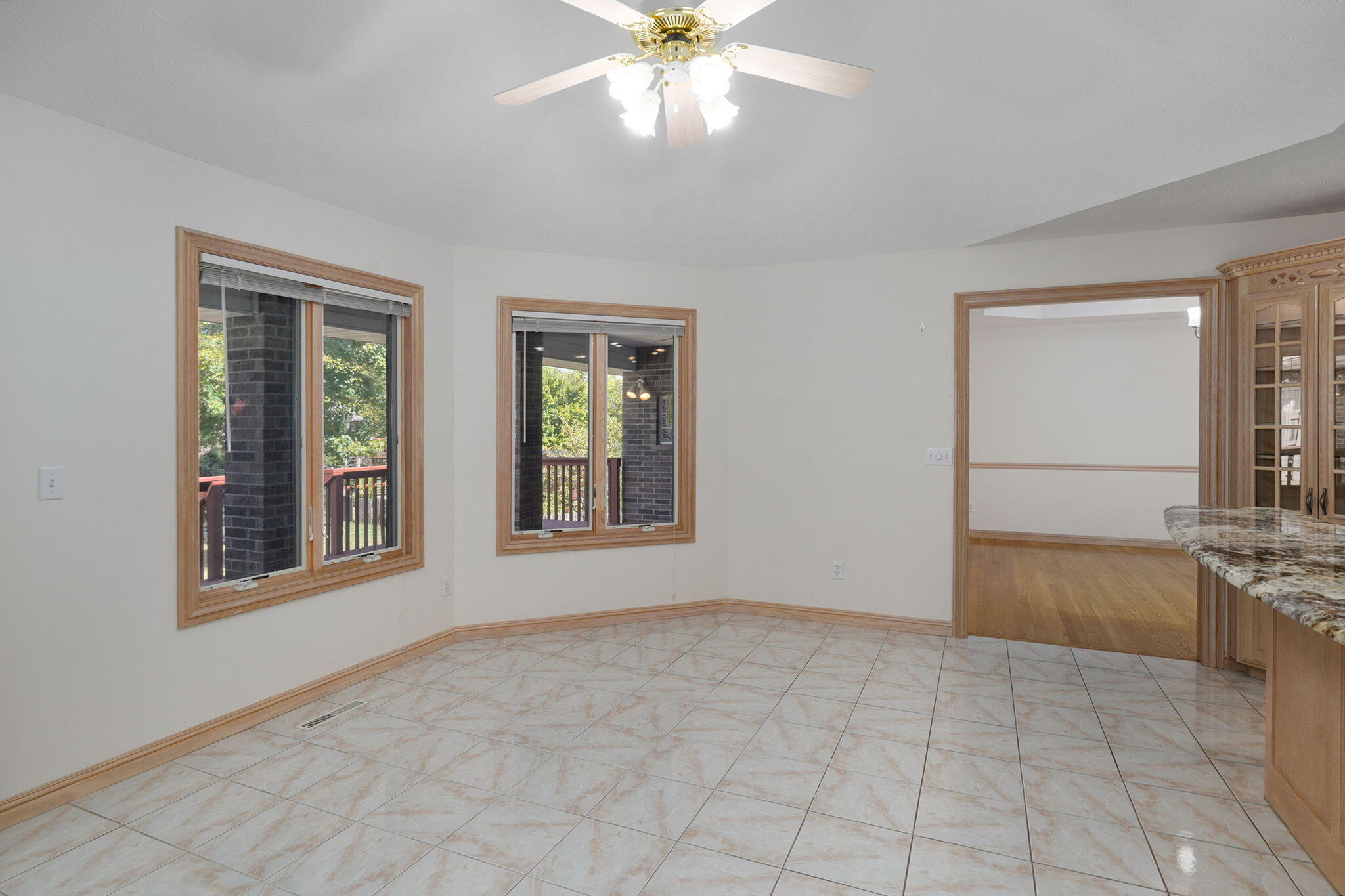2705 East Shady Glen Drive Property Photo 15