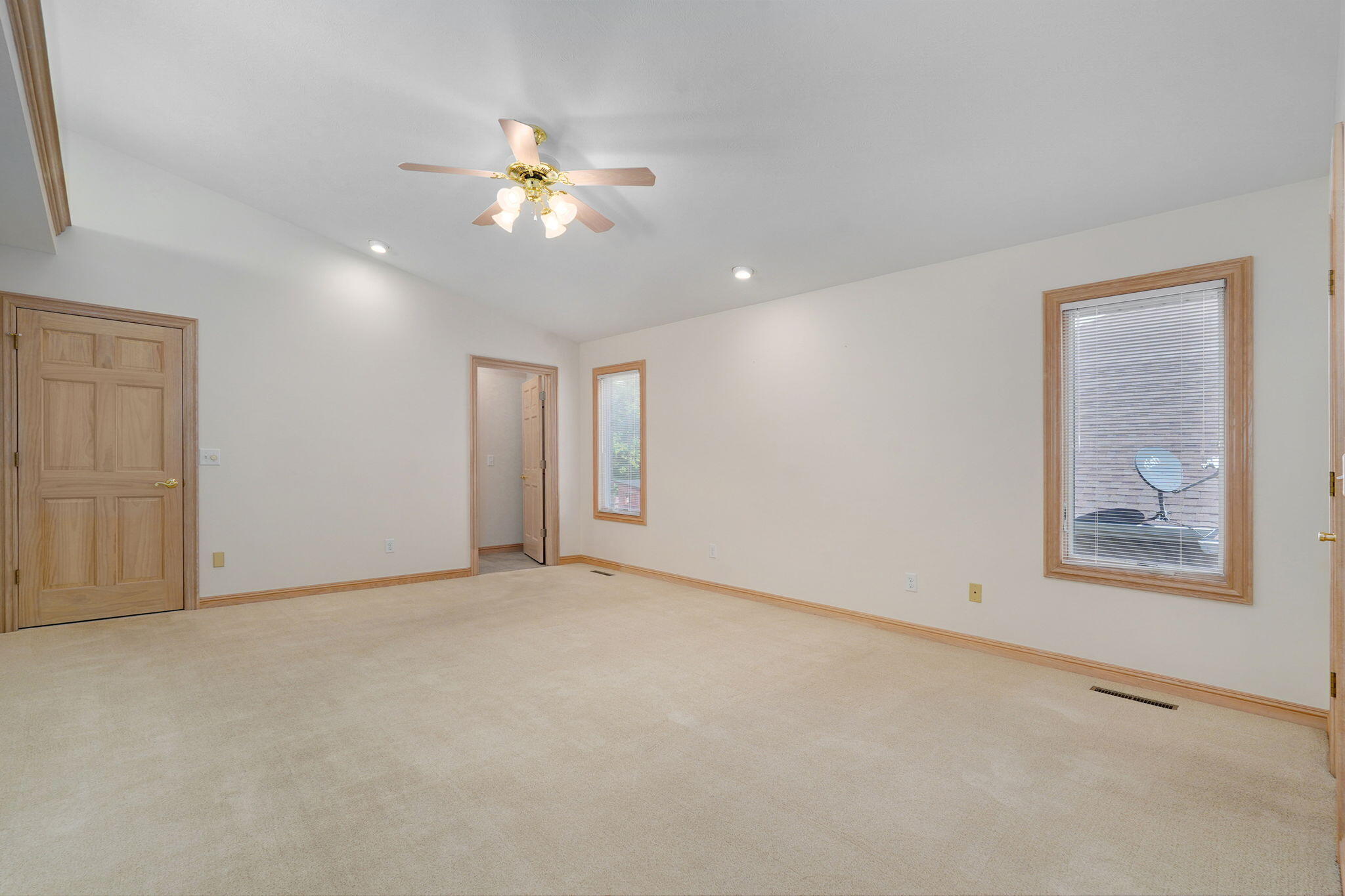 2705 East Shady Glen Drive Property Photo 24