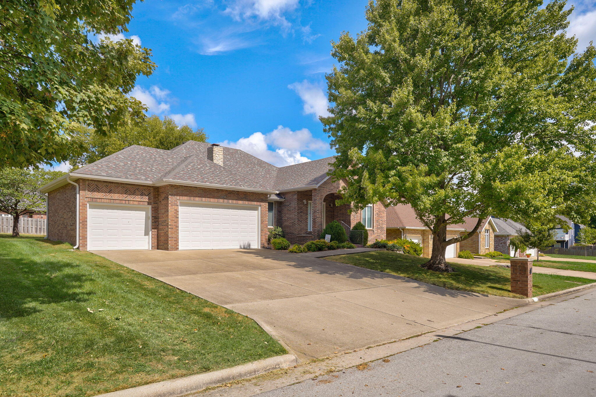 2705 East Shady Glen Drive Property Photo 37