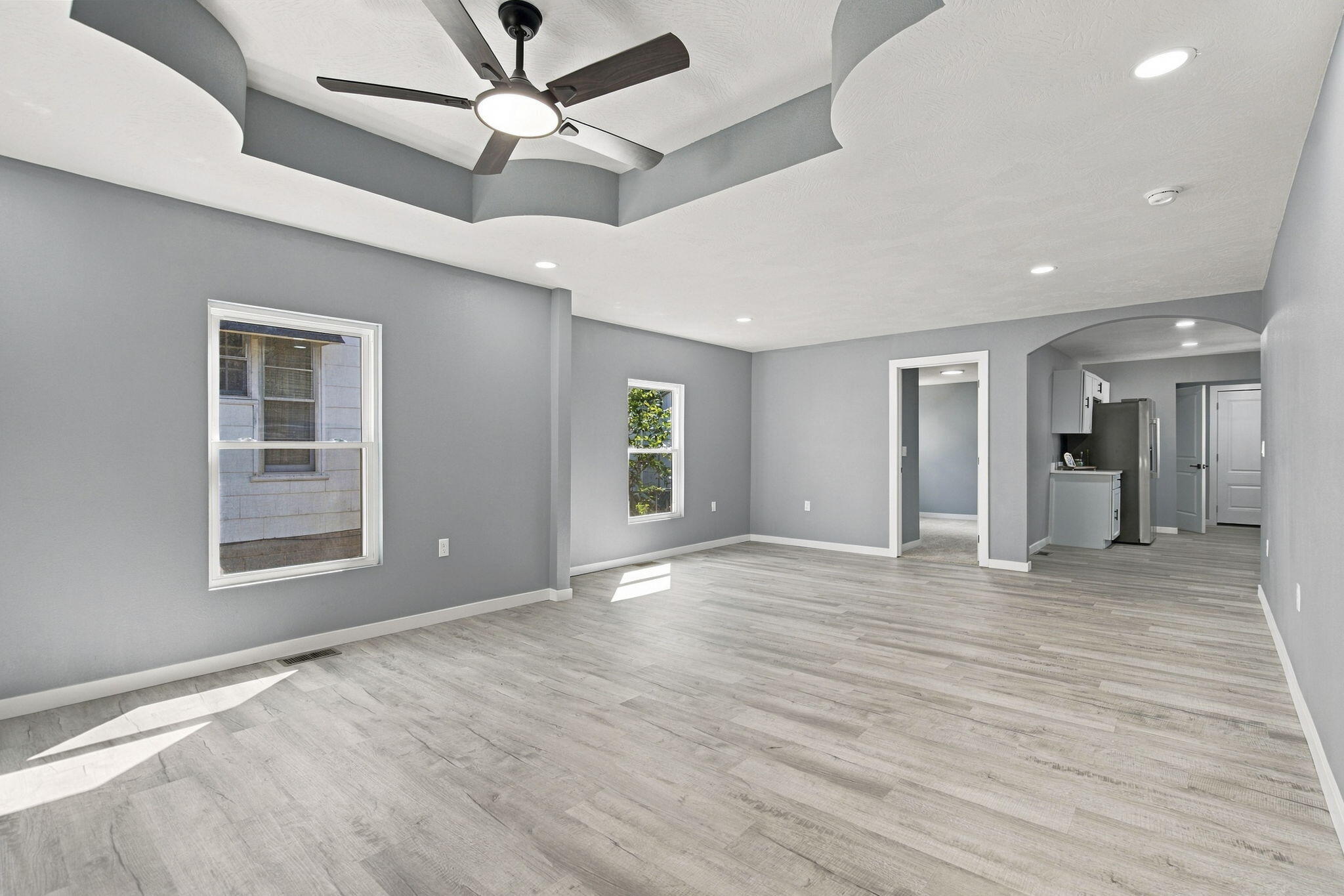 108 West Pleasant Street Property Photo 4