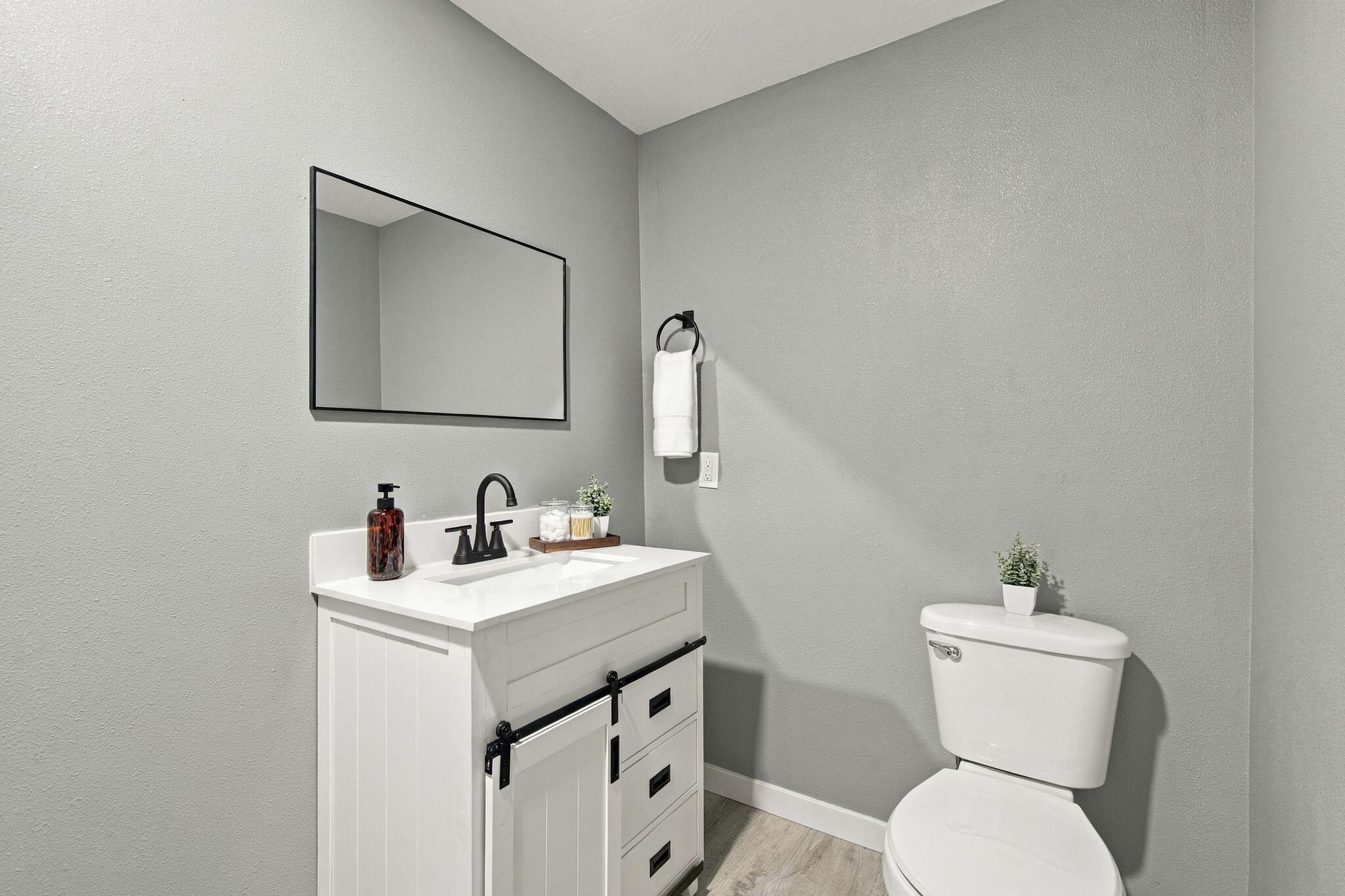 108 West Pleasant Street Property Photo 19