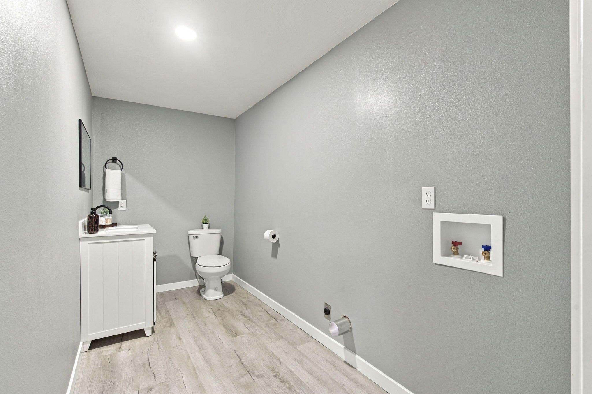 108 West Pleasant Street Property Photo 20