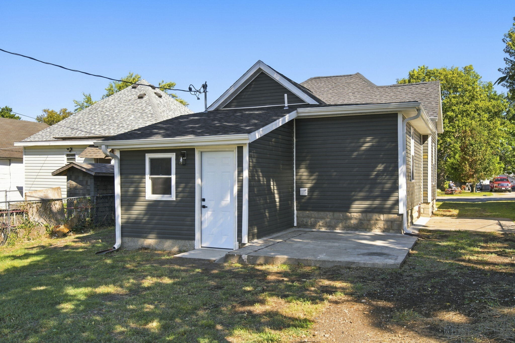 108 West Pleasant Street Property Photo 23